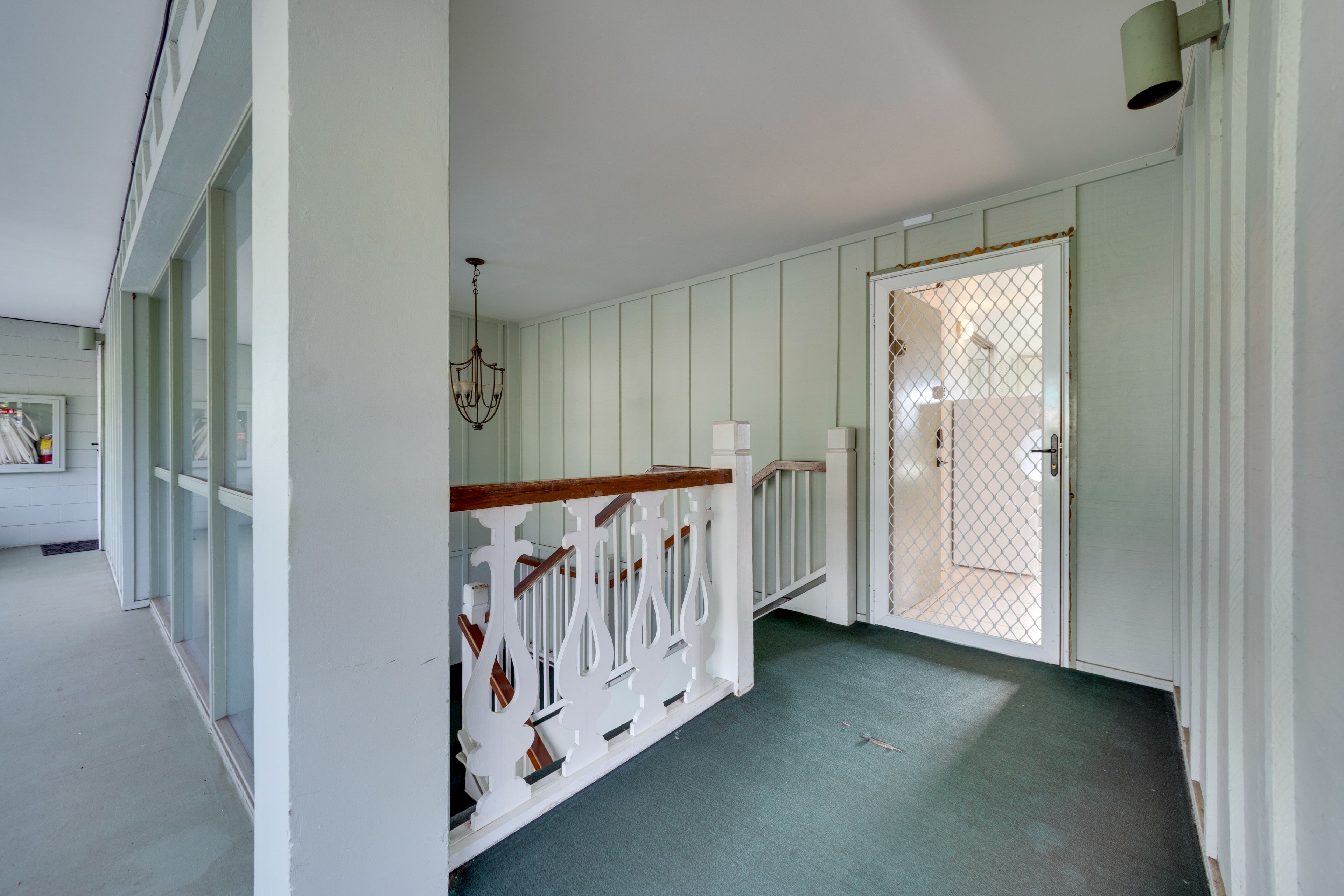 Studio Exterior | 3rd-Floor Unit