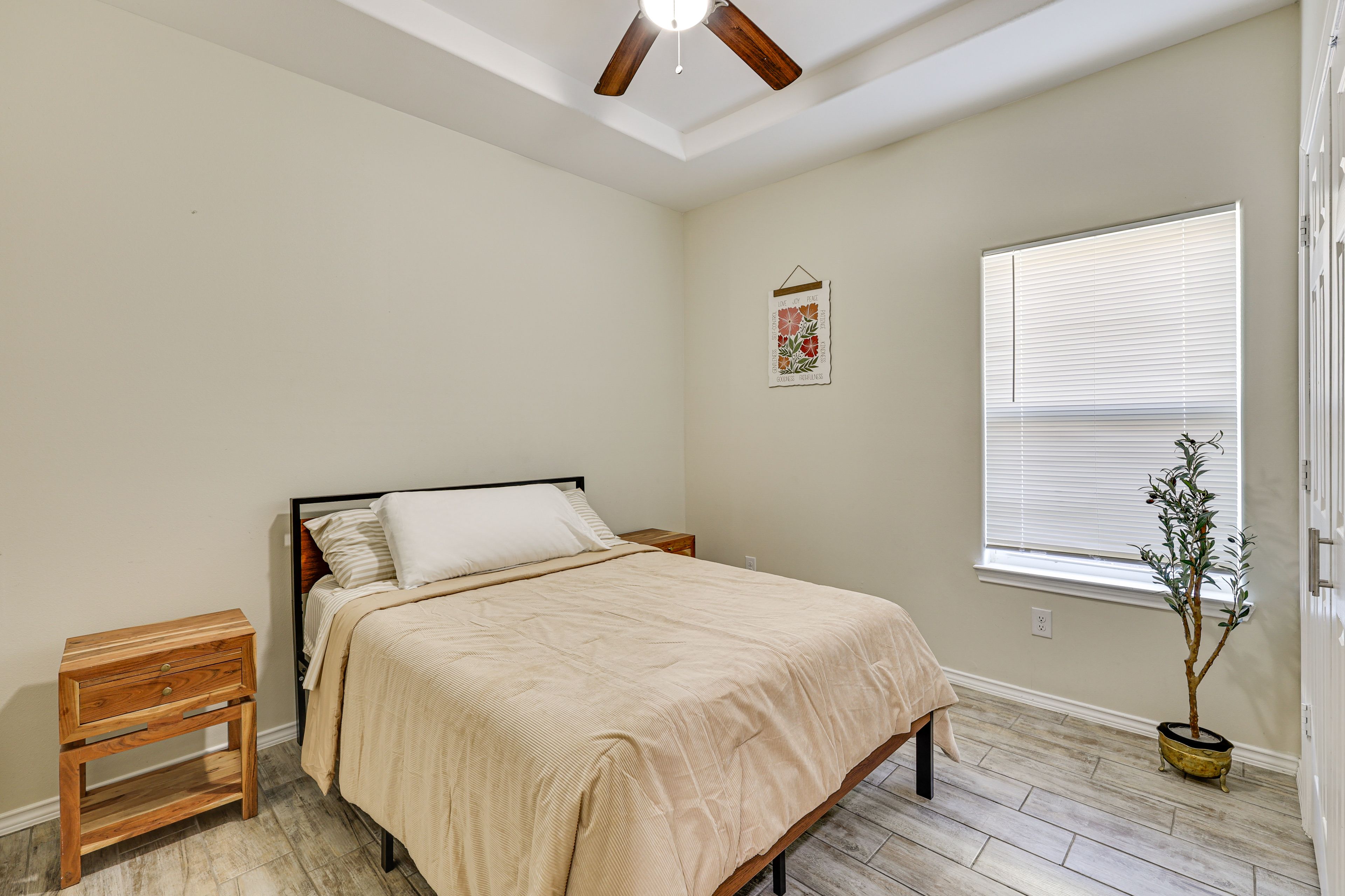 Bedroom 3 | Full Bed