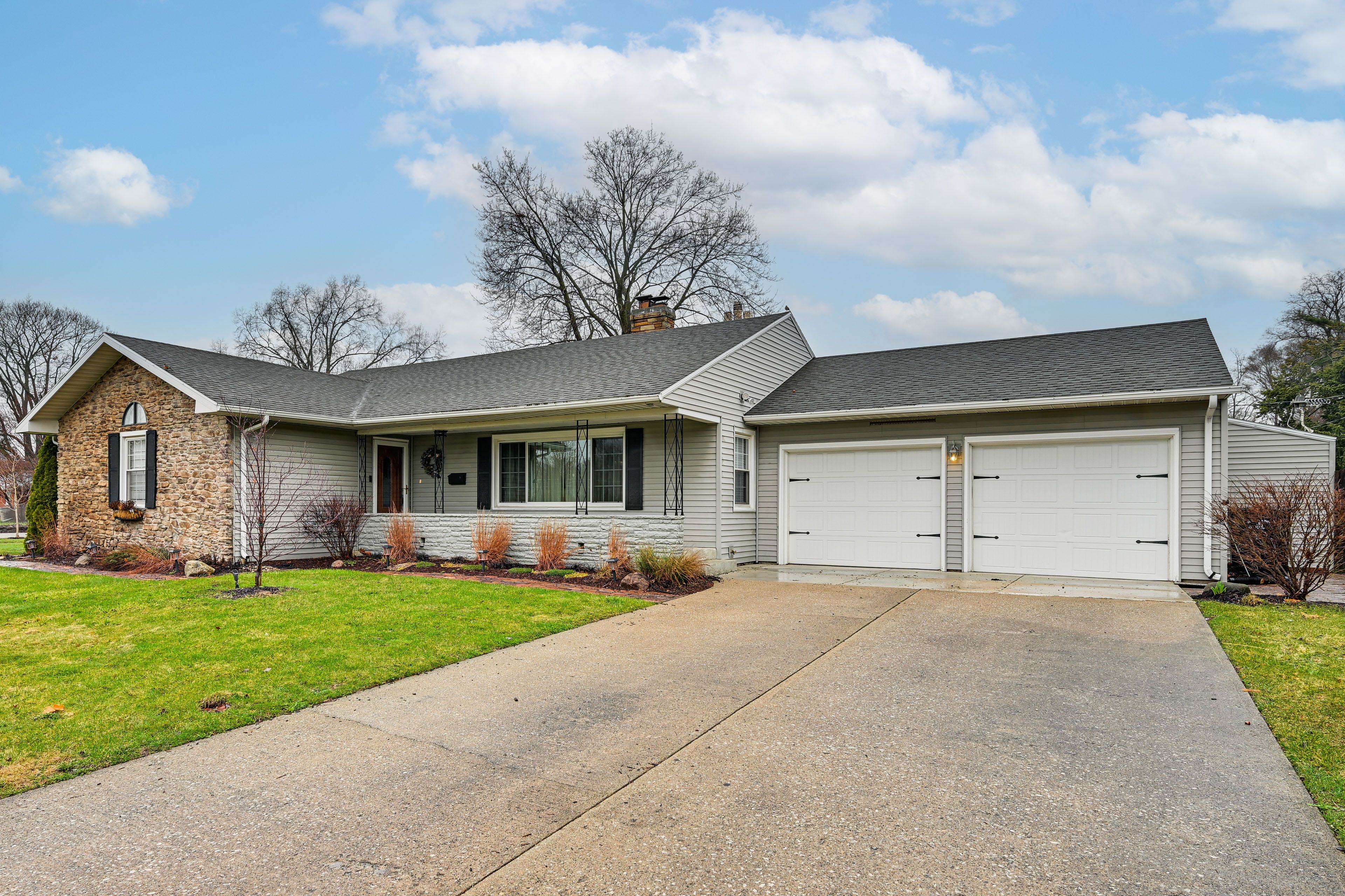 Driveway Parking (2 Vehicles)