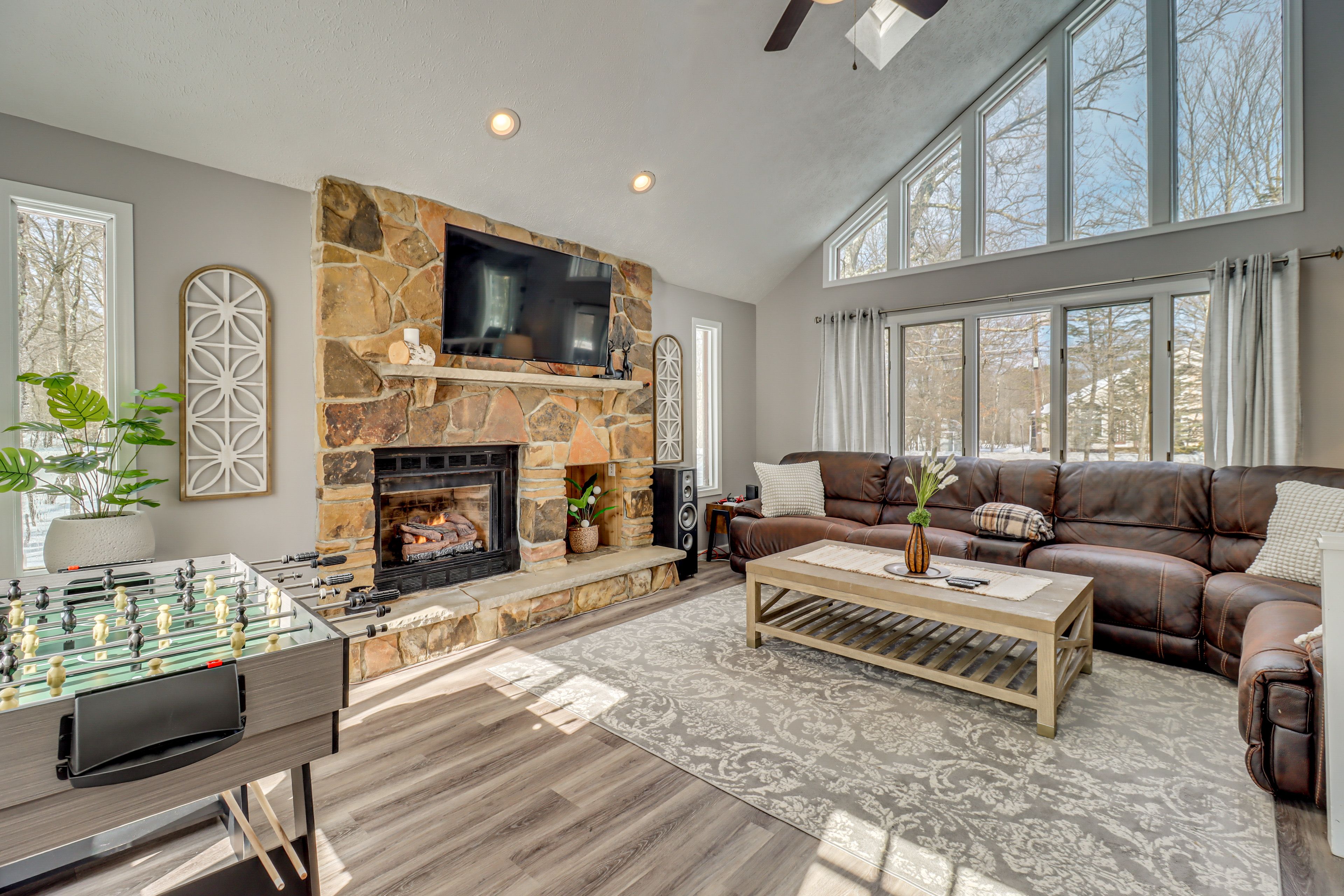 Living Room | Main Level