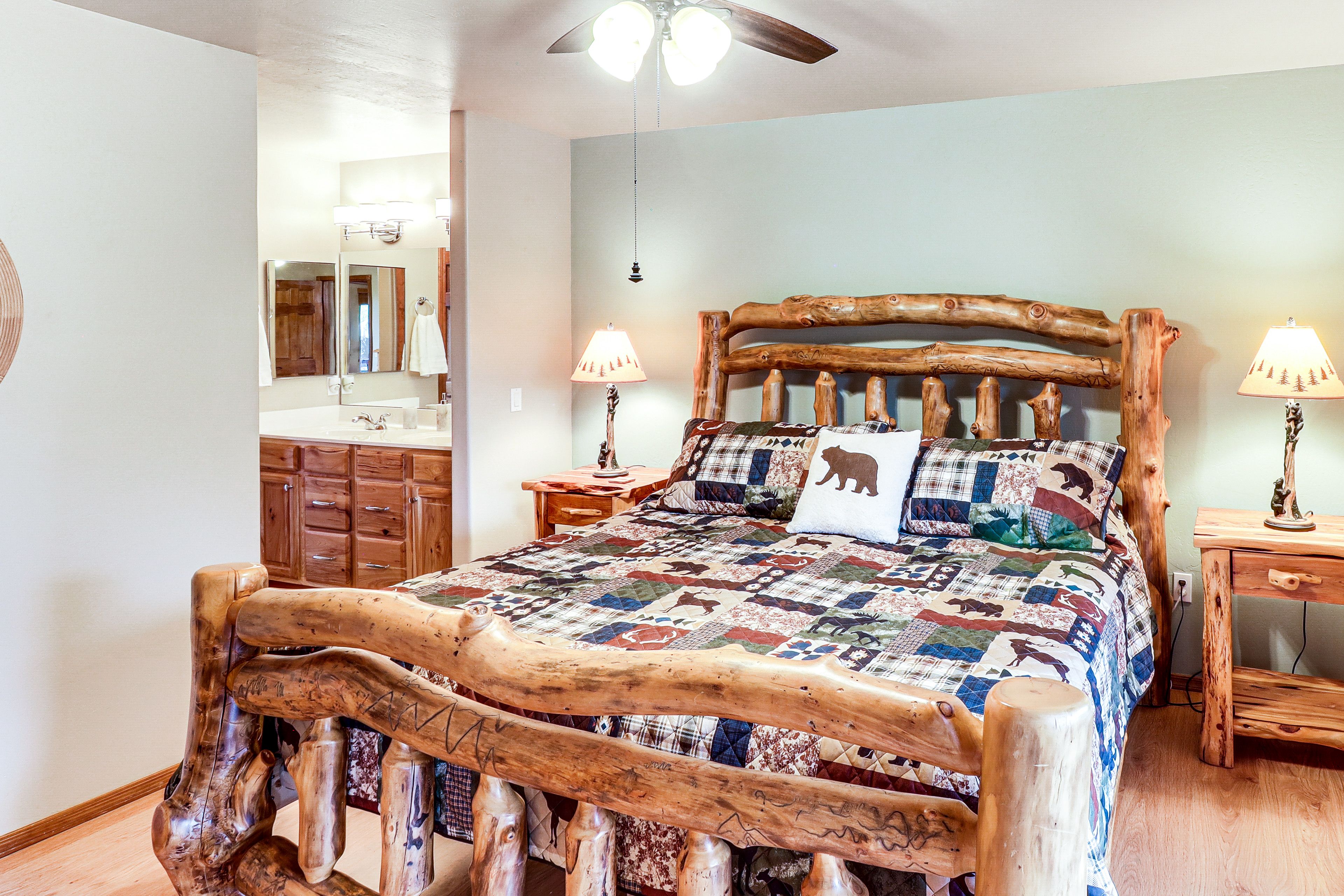 Bedroom 1 | King Bed | Smart TV