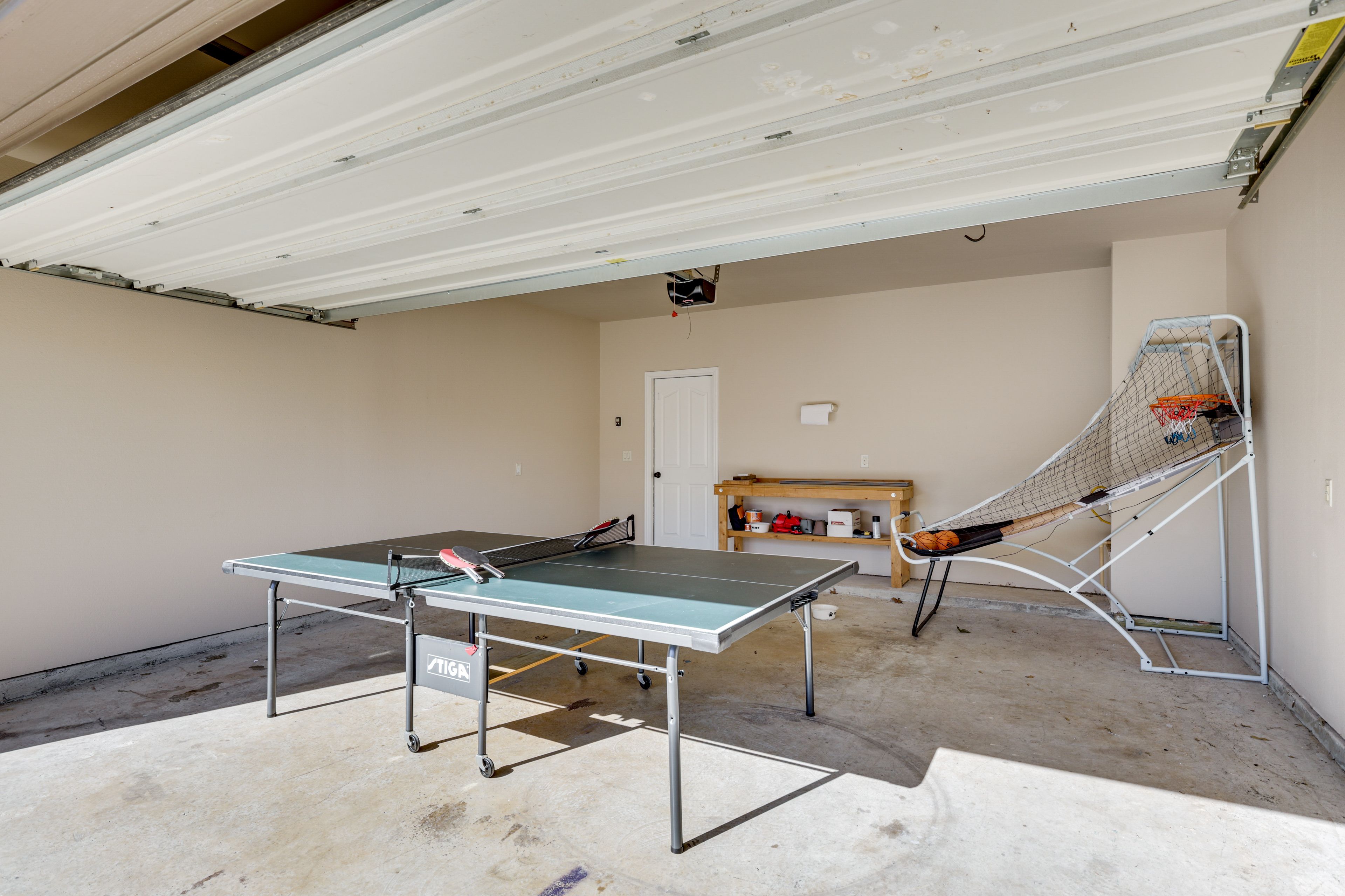 Game Area | Garage | Ping-Pong Table | Arcade Basketball Machine