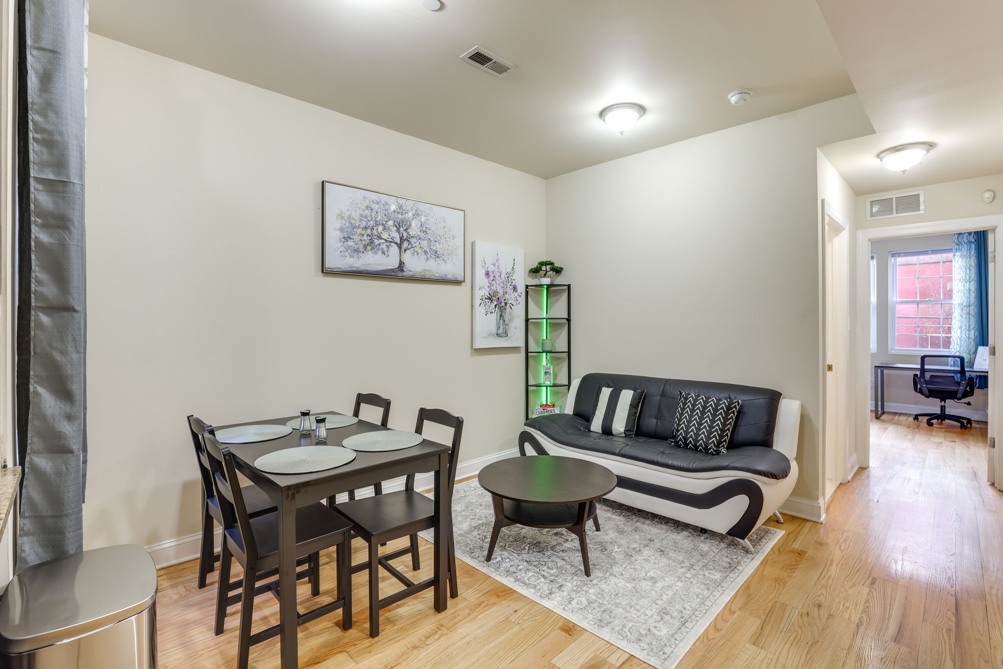 Philadelphia Vacation Rental | 5BR | 2BA | 1,105 Sq Ft | Stairs Required