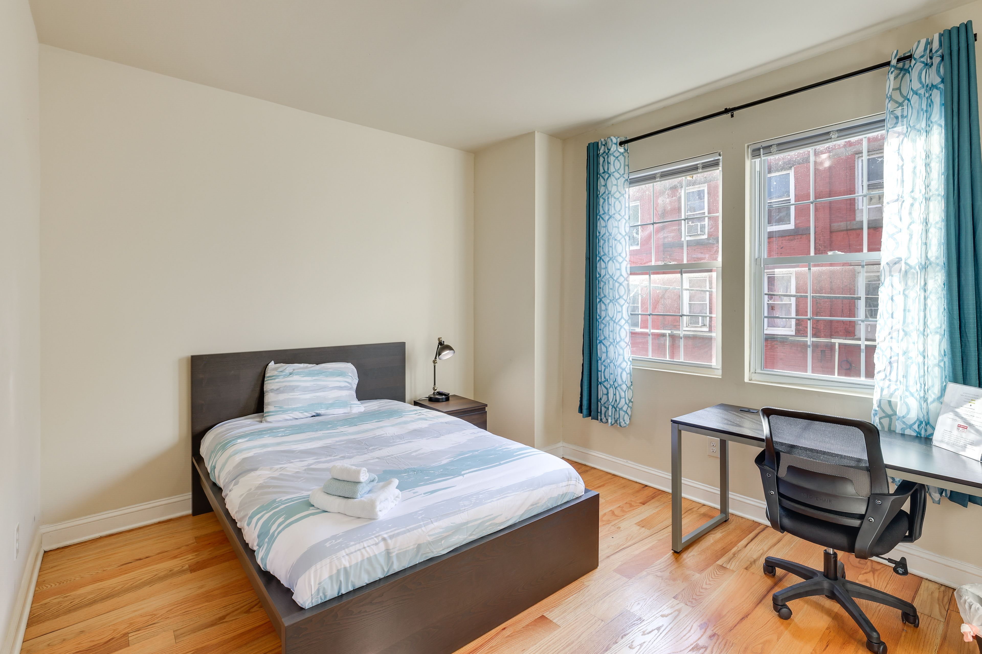 Bedroom 2 | Full Bed | Main Level