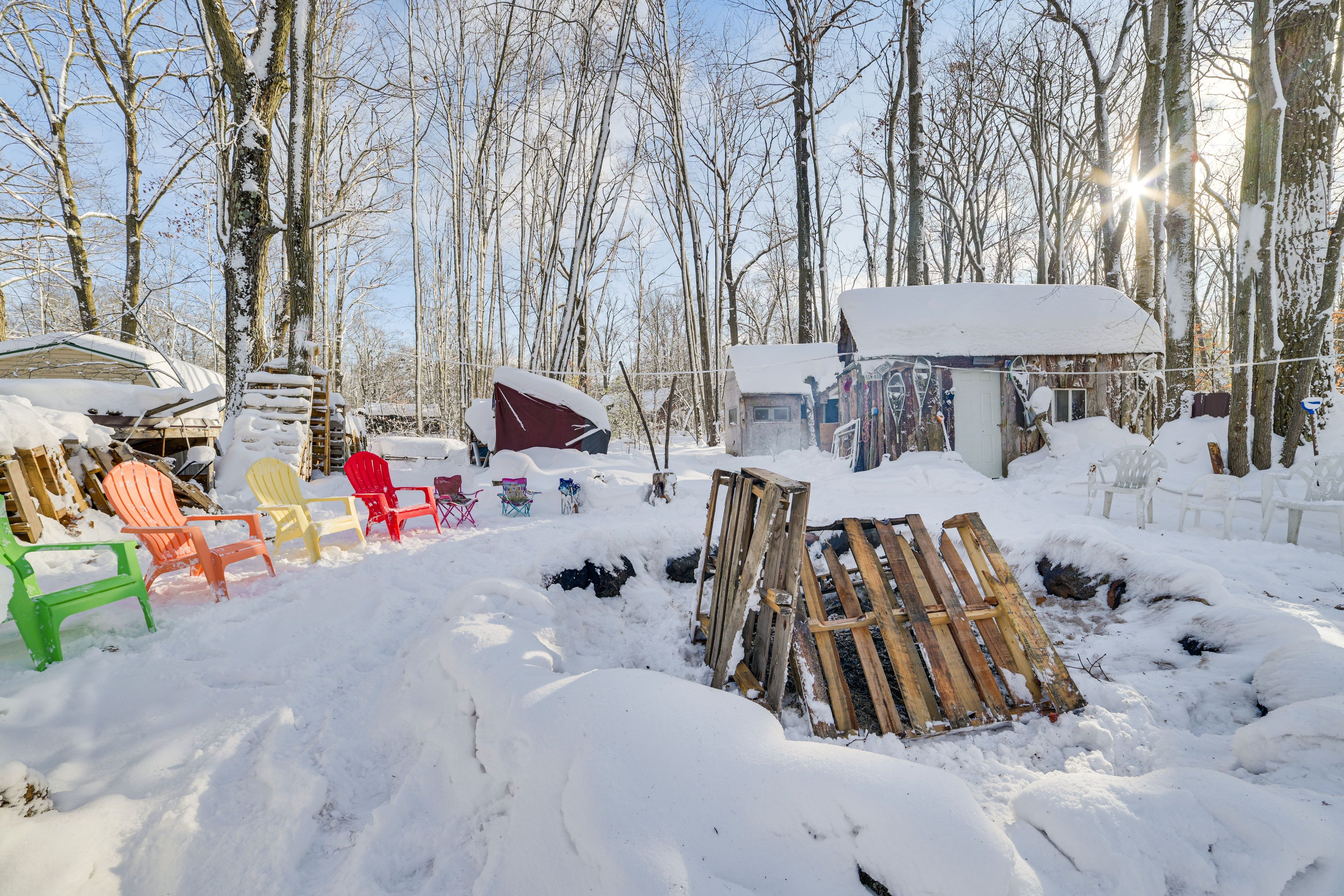 Yard Space | Fire Pit w/ Seating