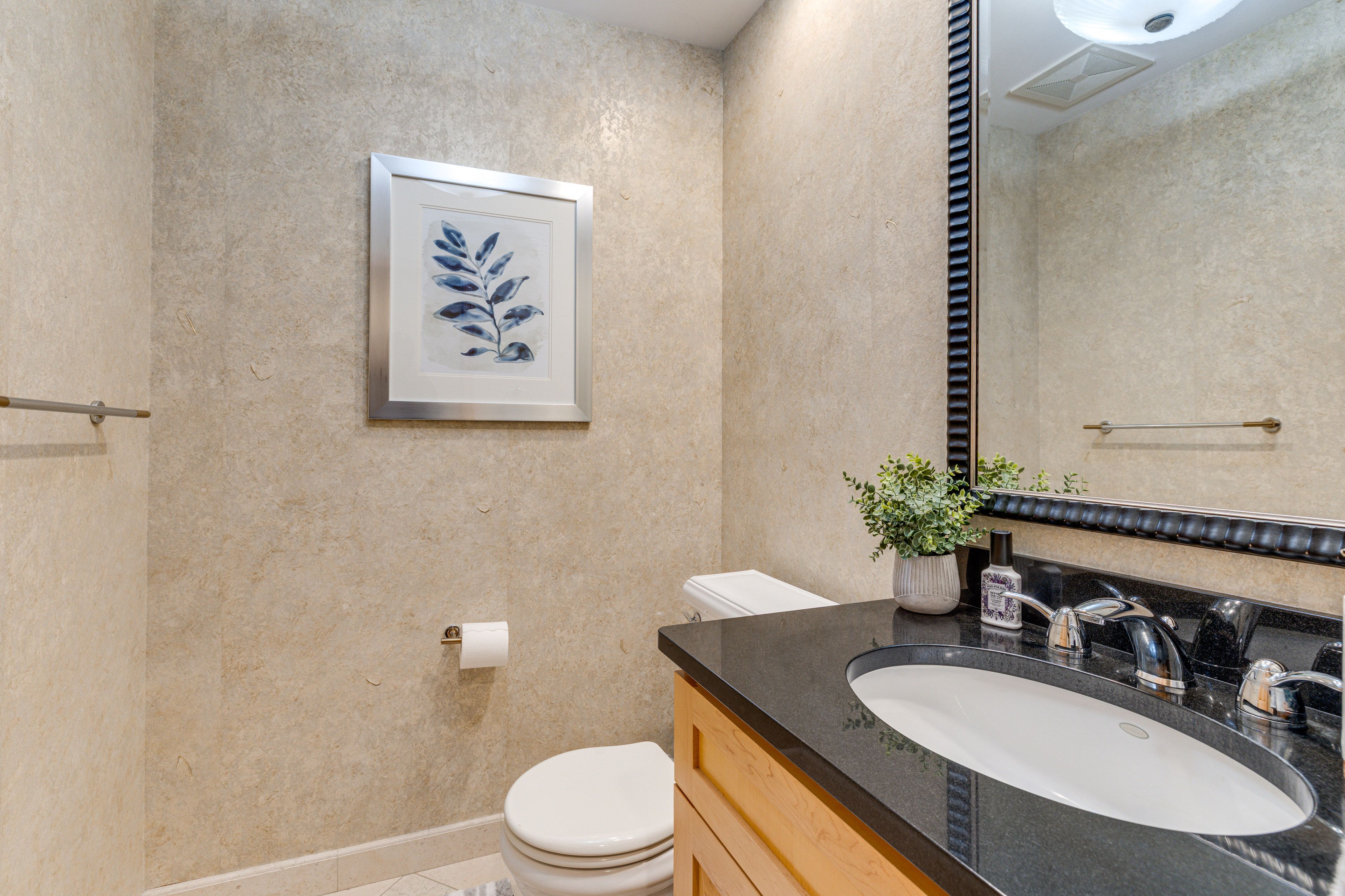 Half Bathroom | Main Level