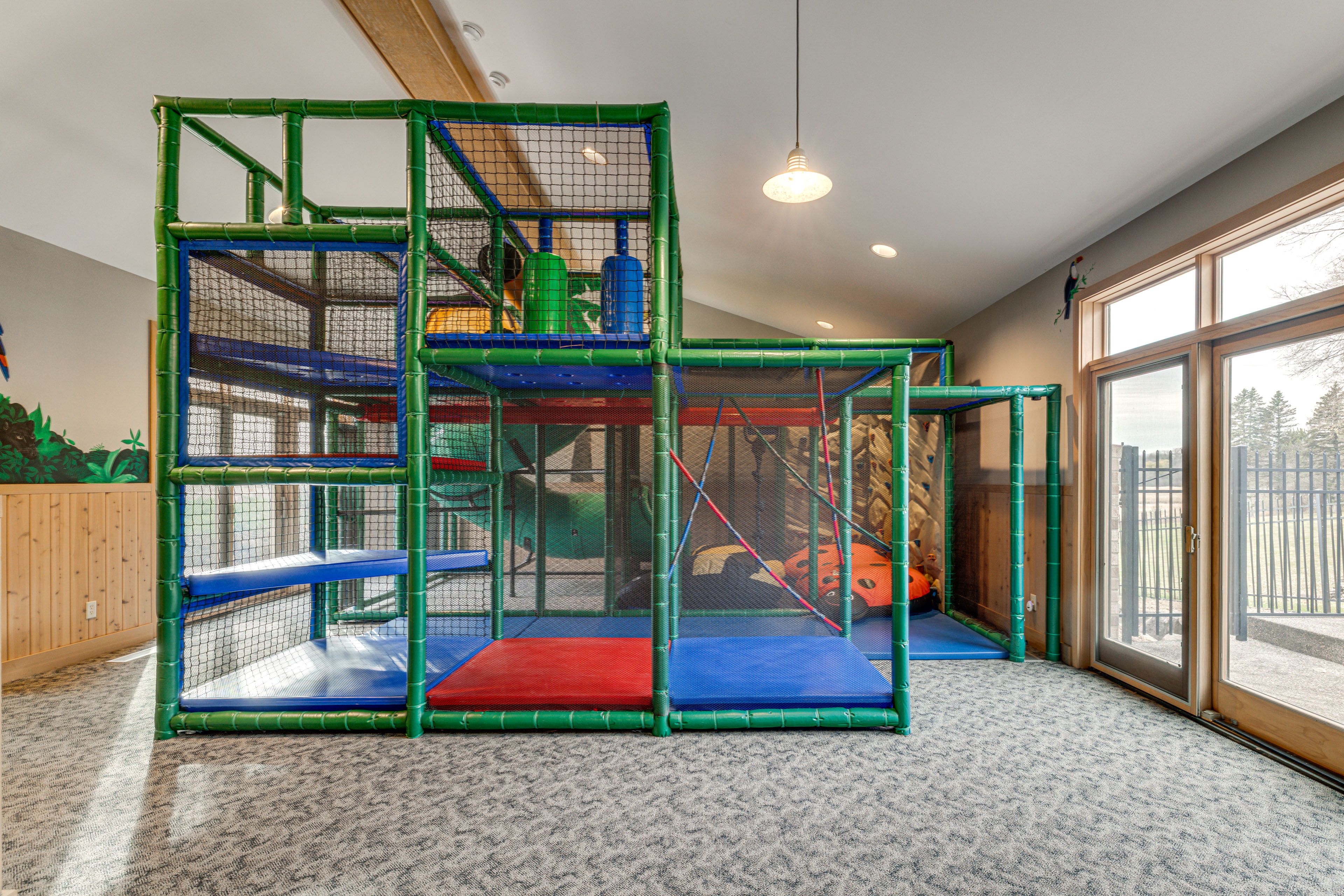 Children's Jungle Gym | Climbing Wall | Slide