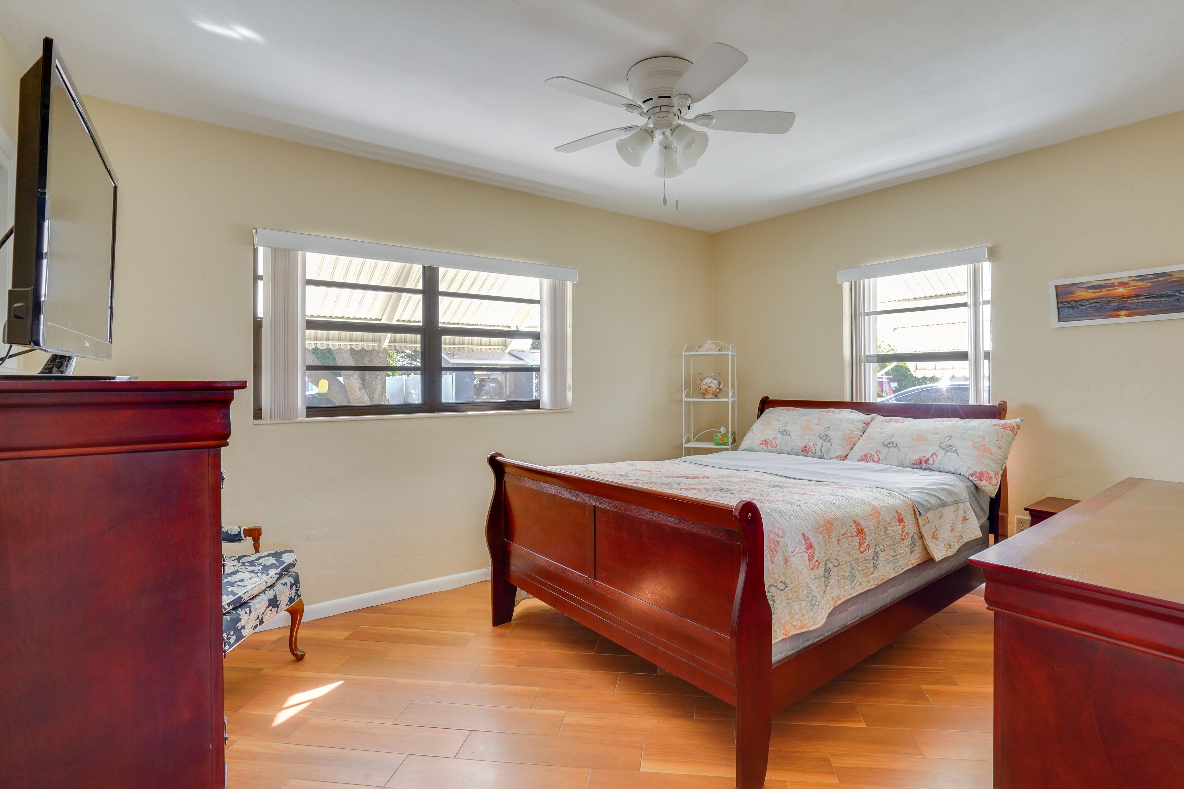 Bedroom 1 | Queen Bed | Linens Provided