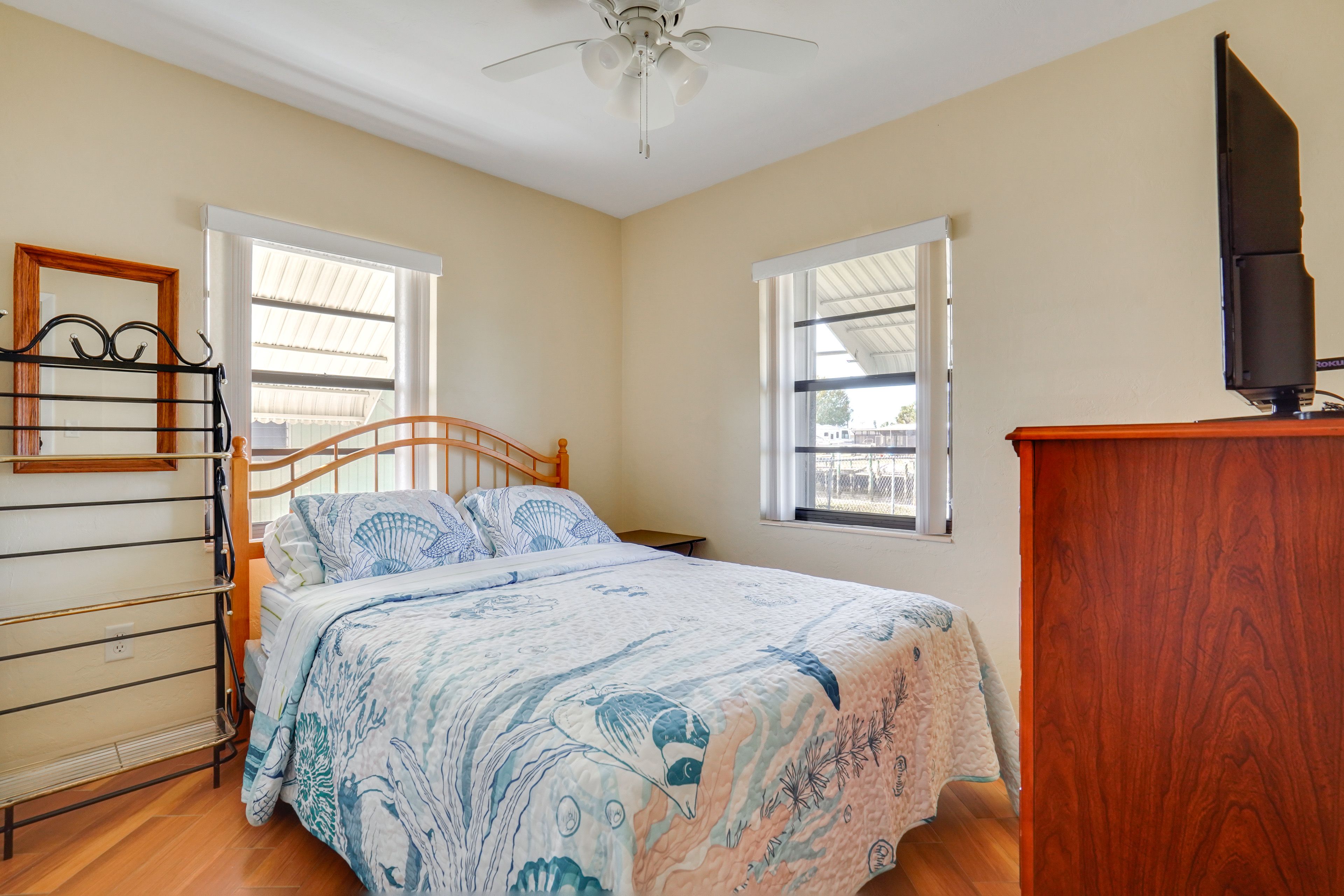 Bedroom 2 | Full Bed