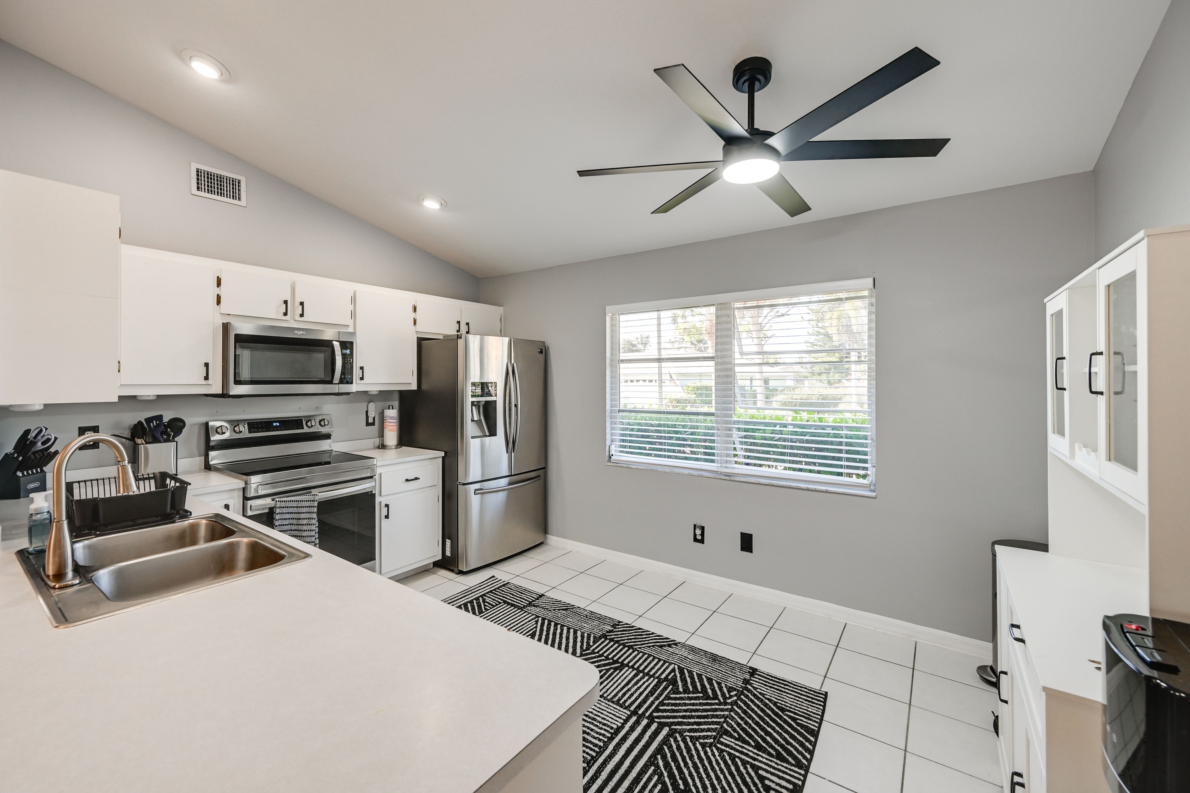 Kitchen | Cooking Basics | Dishwasher | Drip Coffee Maker