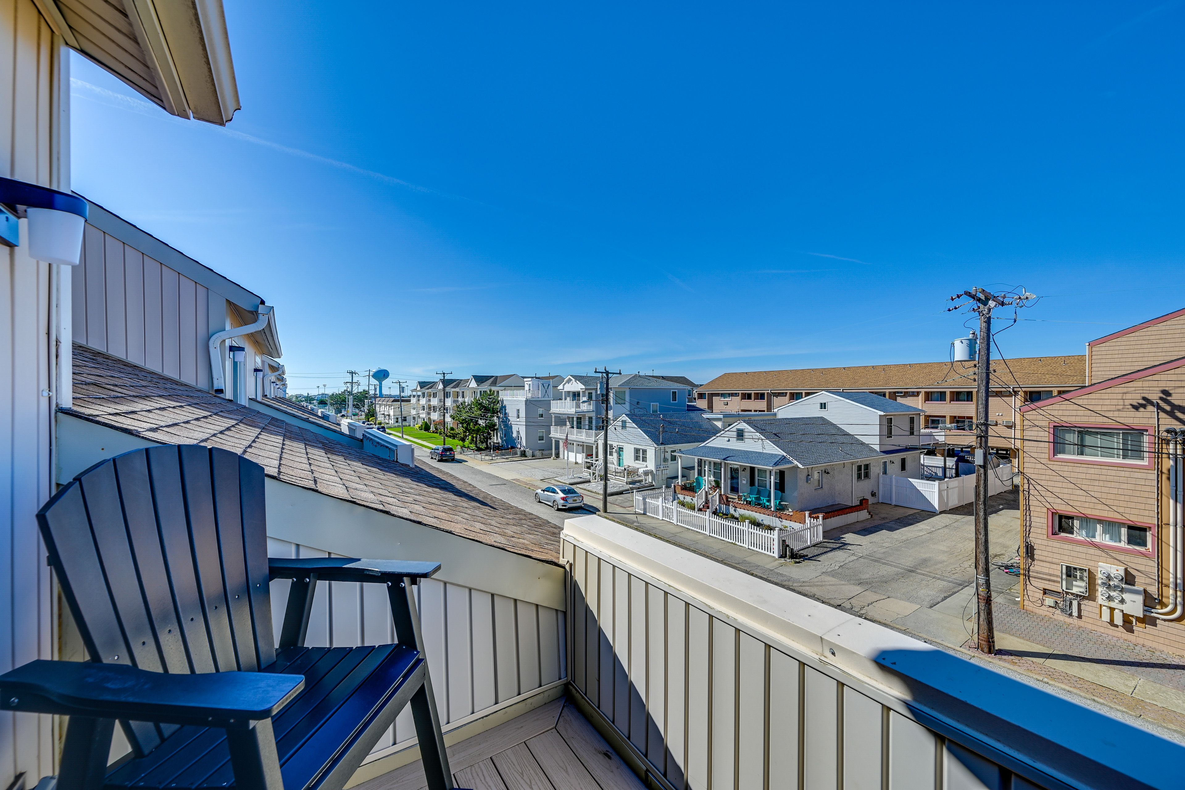 Upstairs Balcony