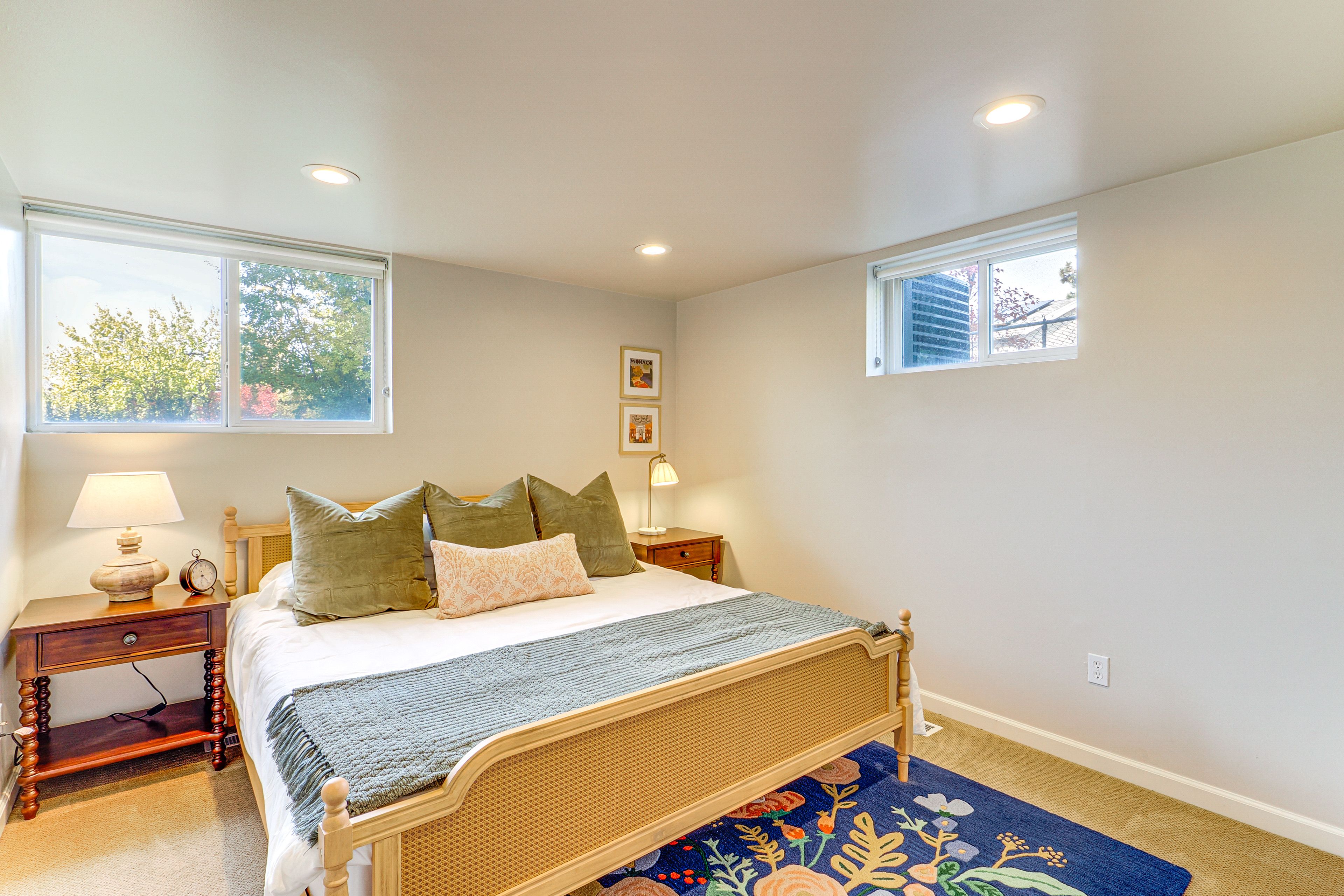 Bedroom 1 | King Bed