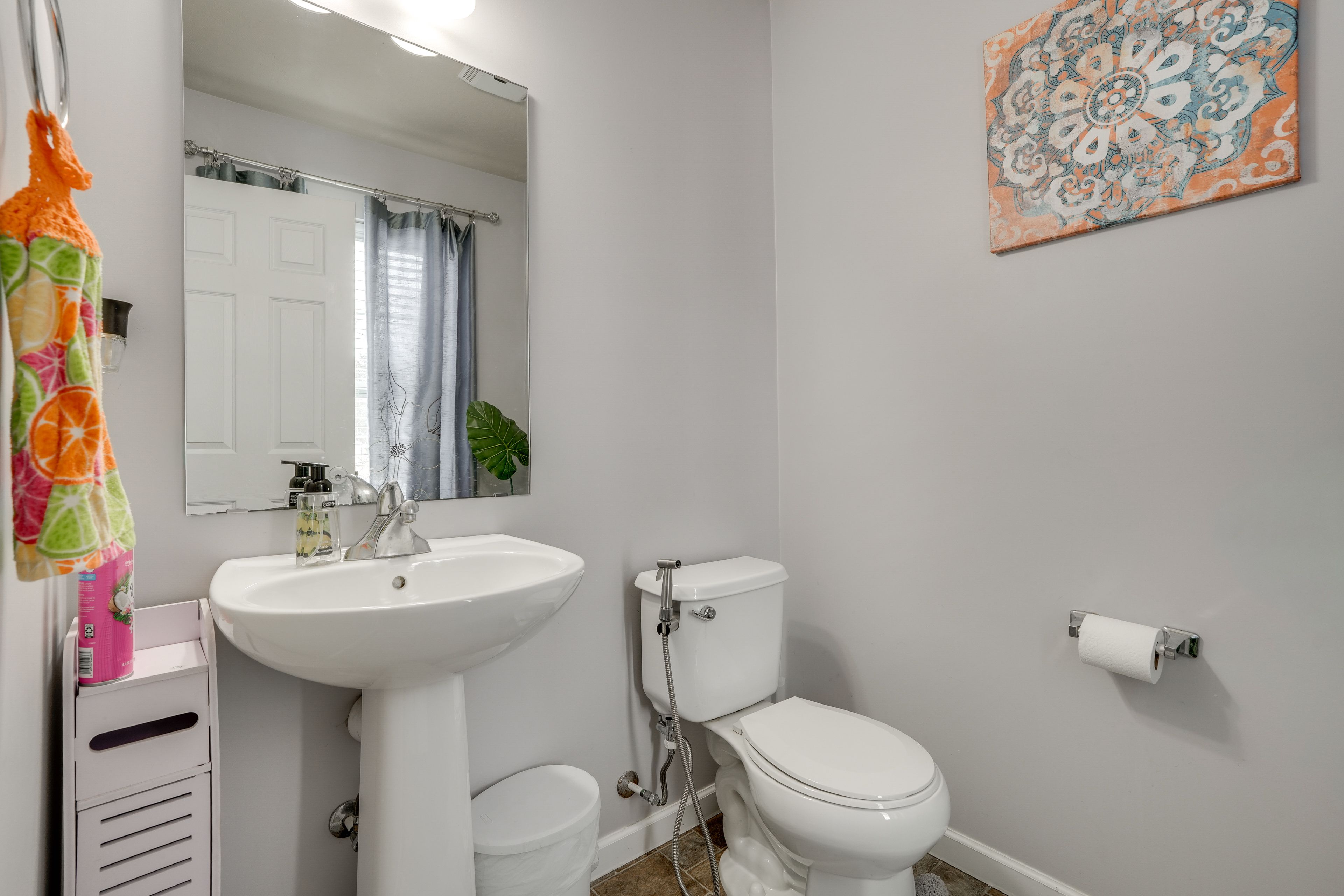 Half Bathroom | 1st Floor