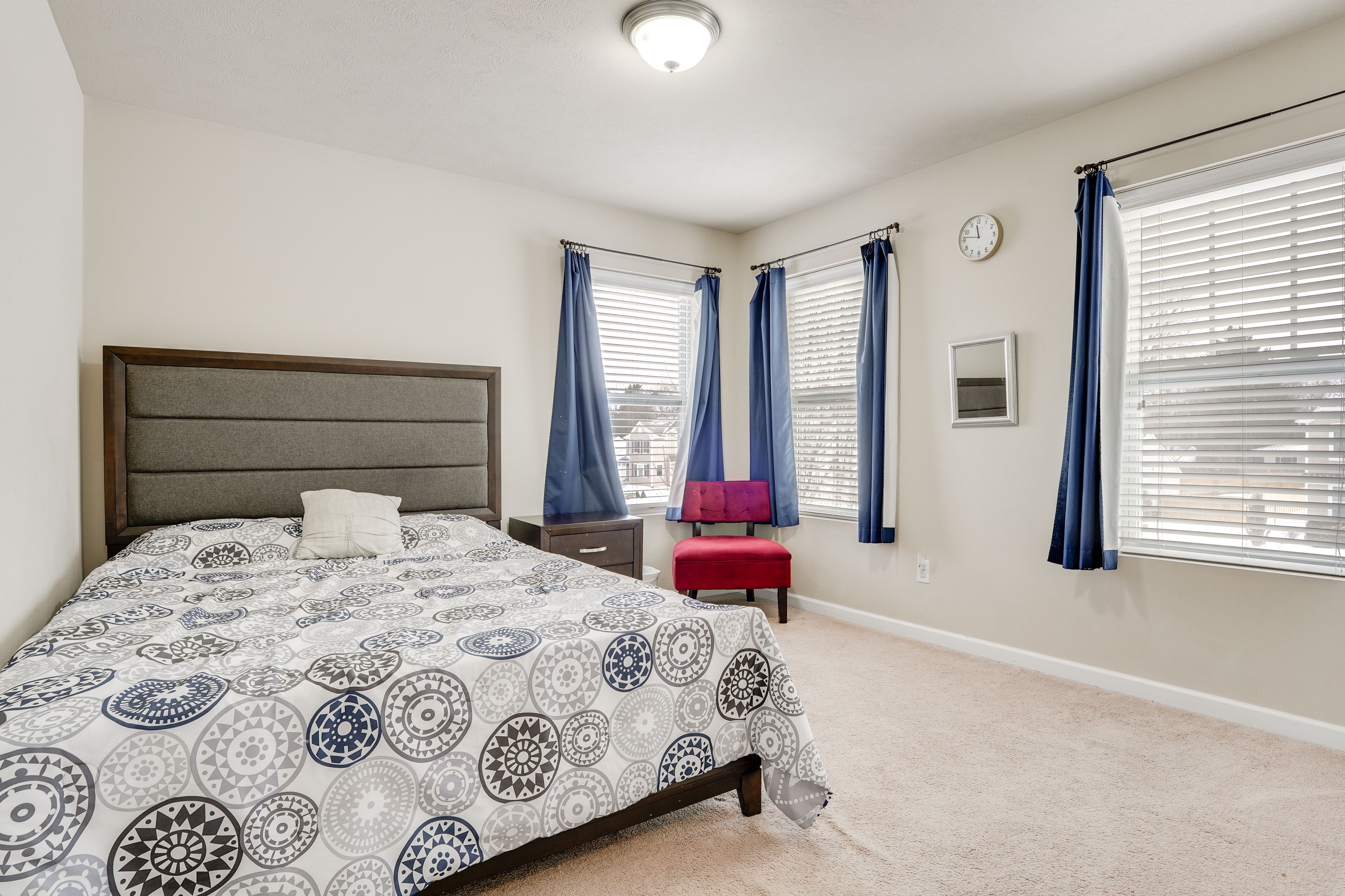 Bedroom 4 | Queen Bed | 2nd Floor