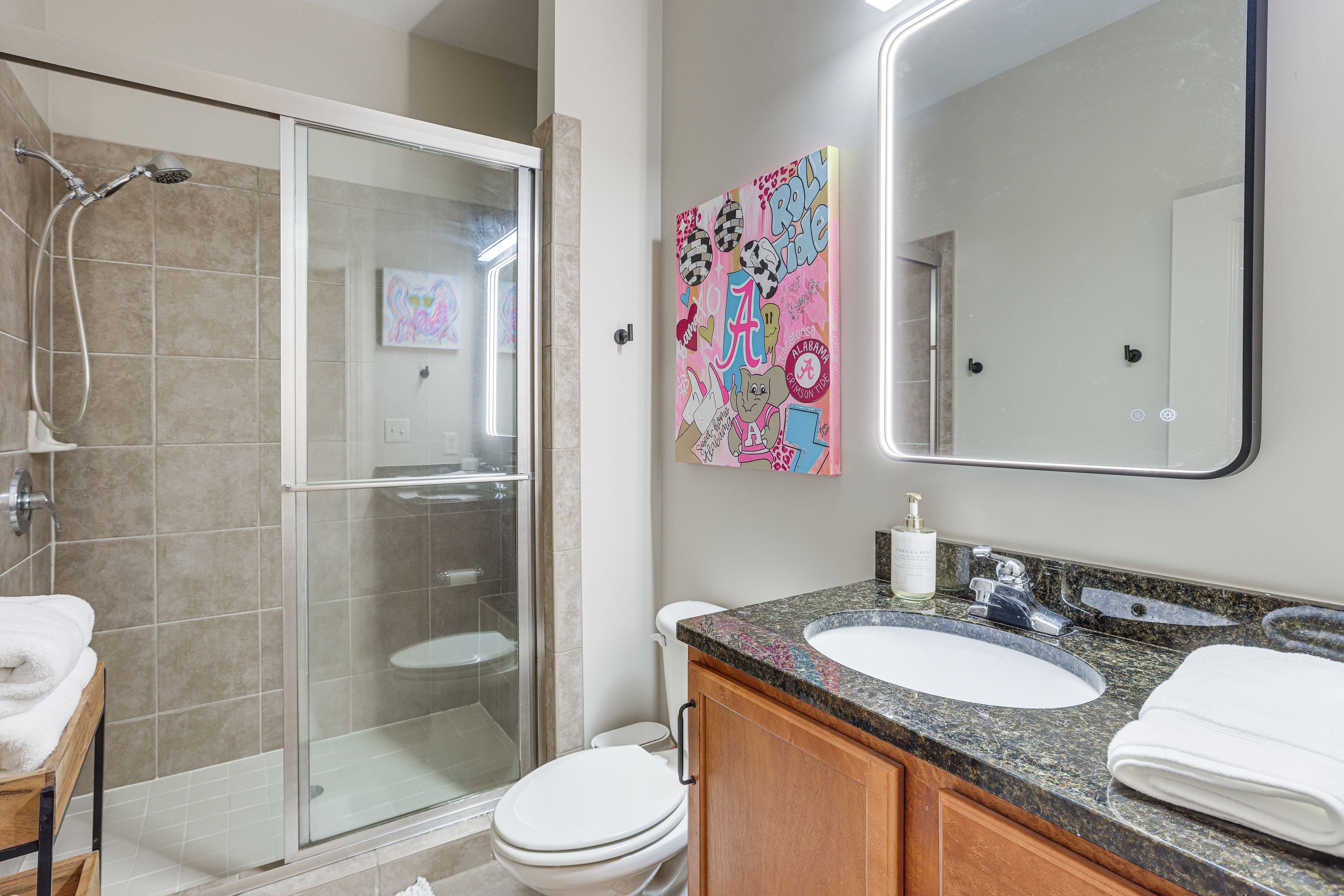 En-Suite Bathroom | Complimentary Toiletries | Shampoo