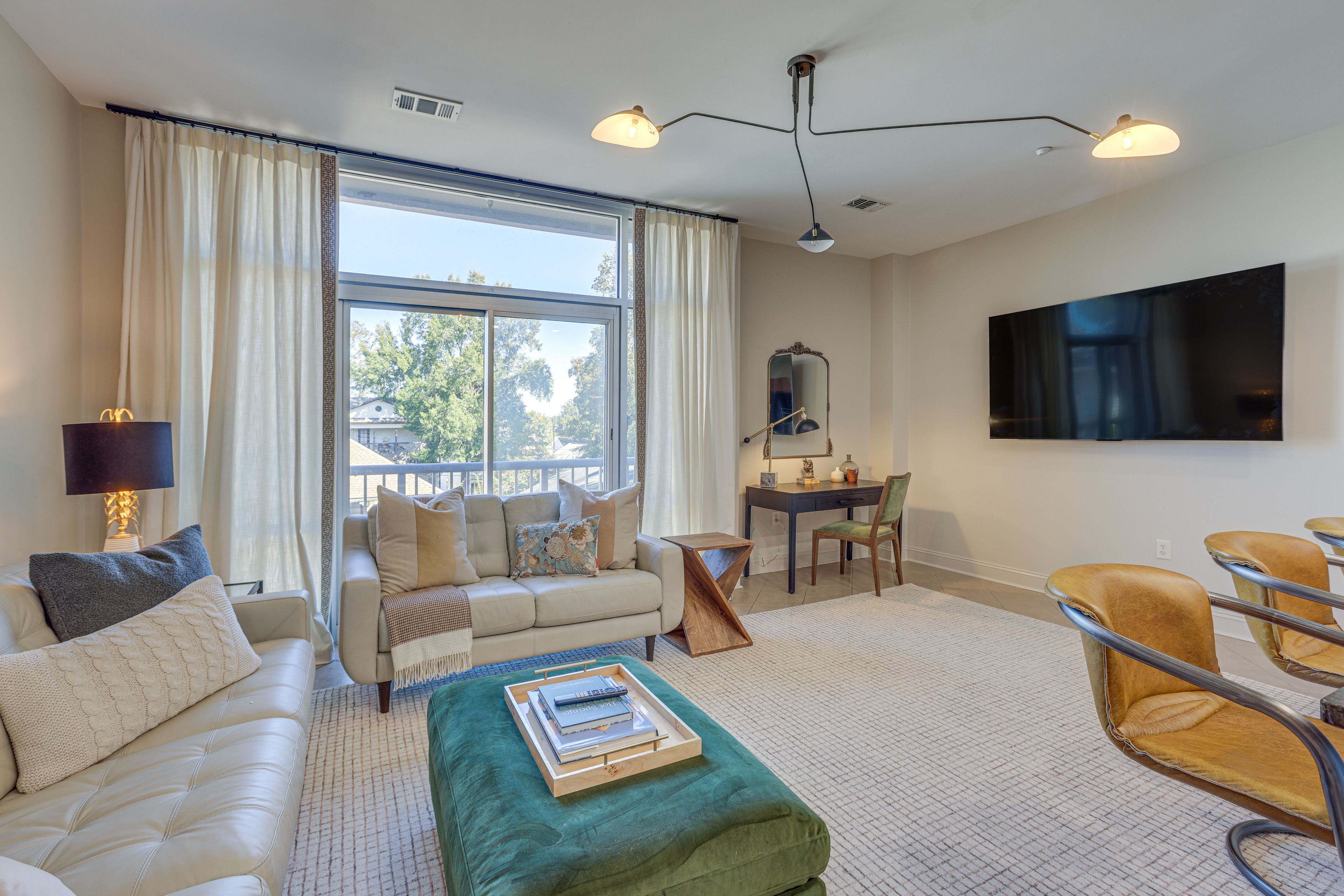 Living Room | Central A/C & Heating | Free WiFi | Desk