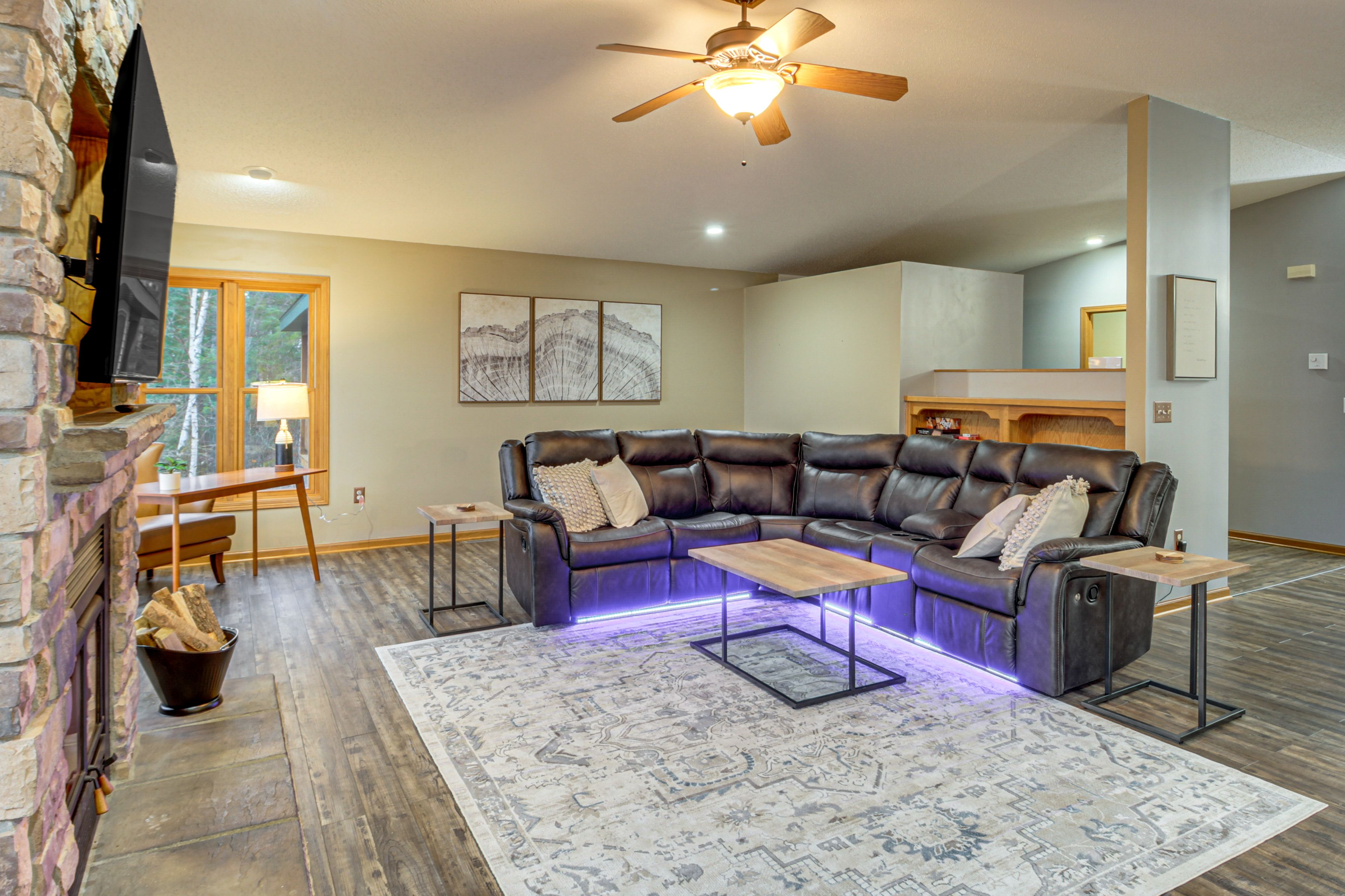 Living Room | Smart TV | Desk | Lake Views | Main Level