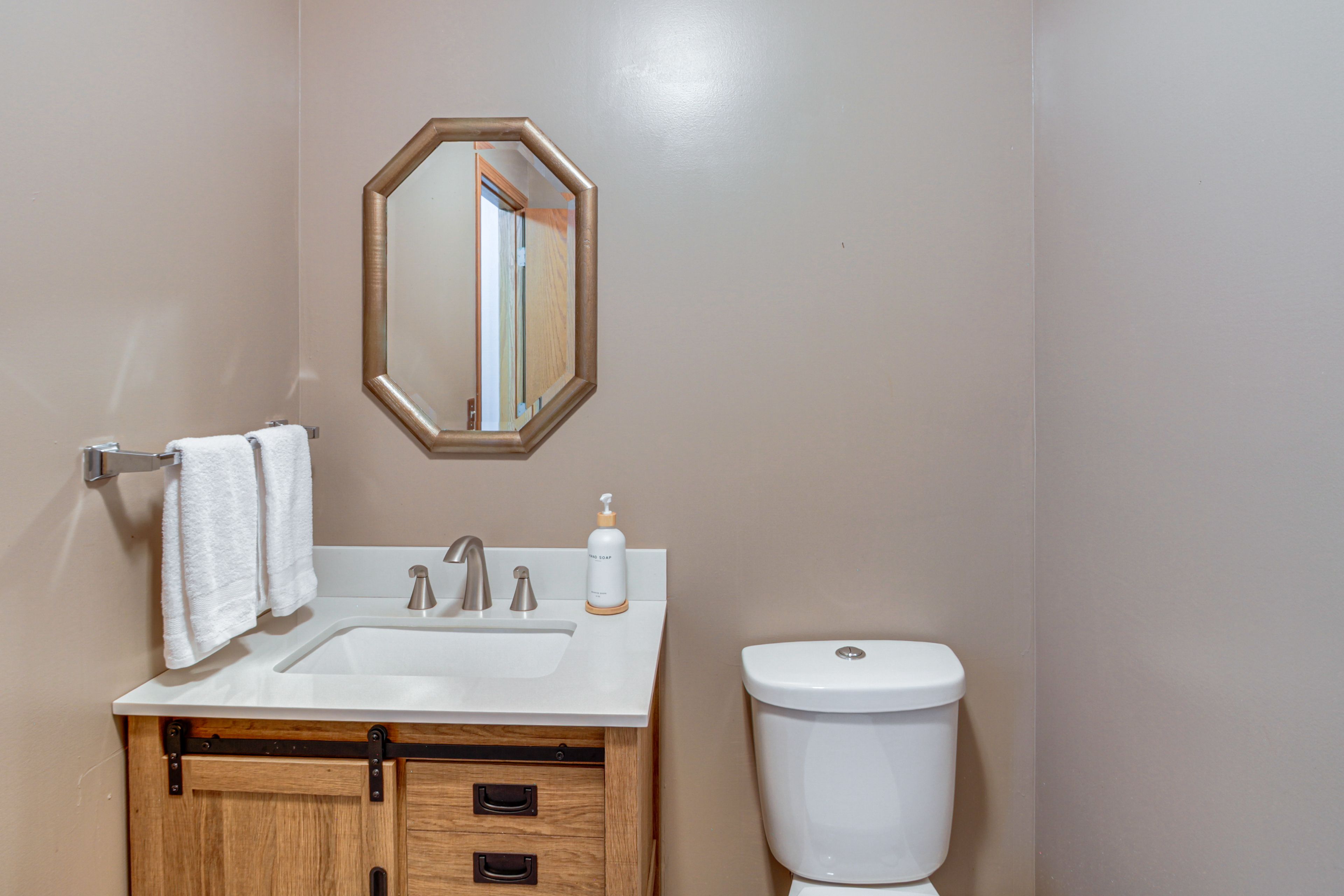 Half Bathroom | Main Level