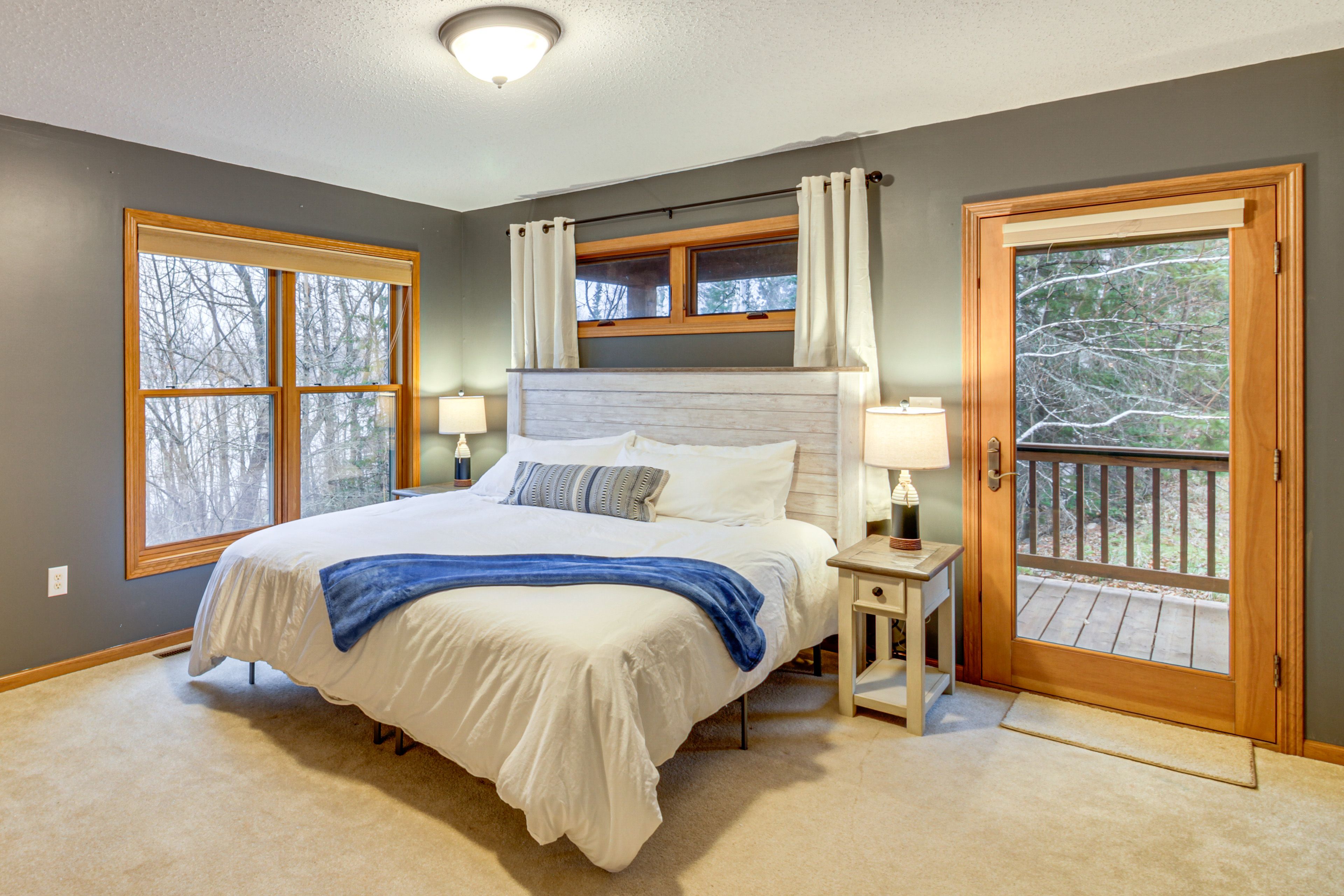 Bedroom 1 | King Bed | Main Level