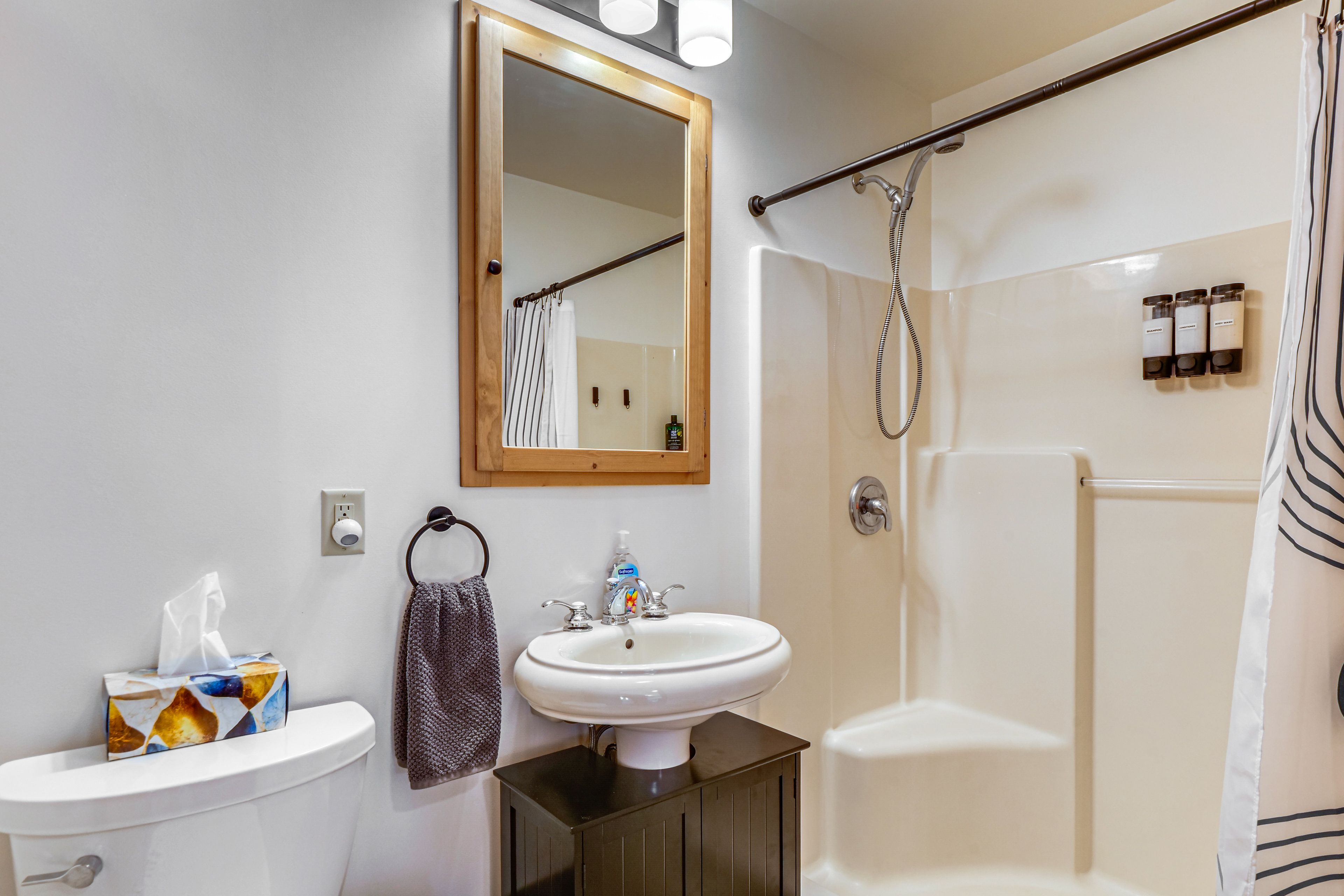 Bathroom | Towels Provided