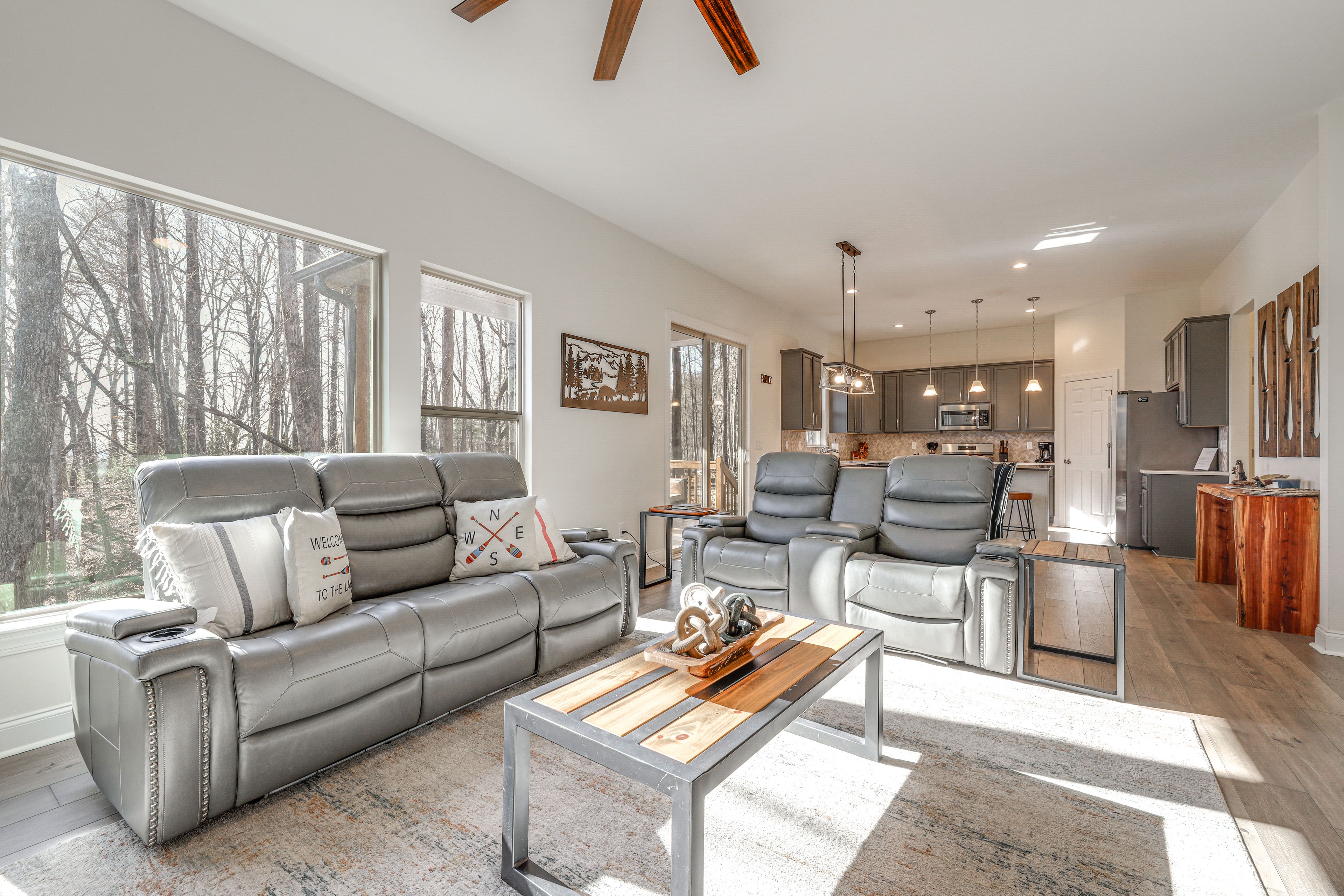 Living Room | Main Floor