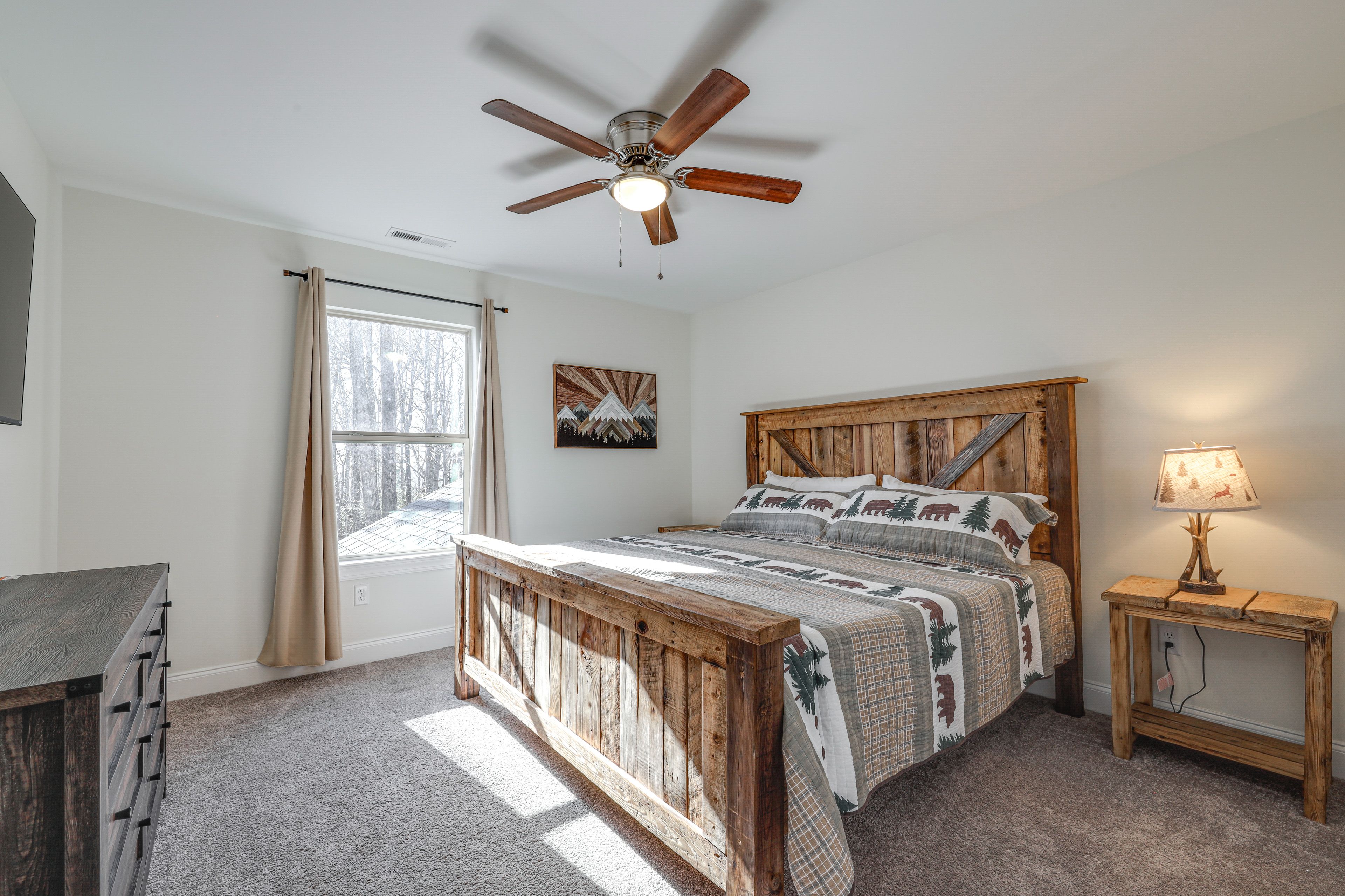 Bedroom 3 | Upper Level | King Bed