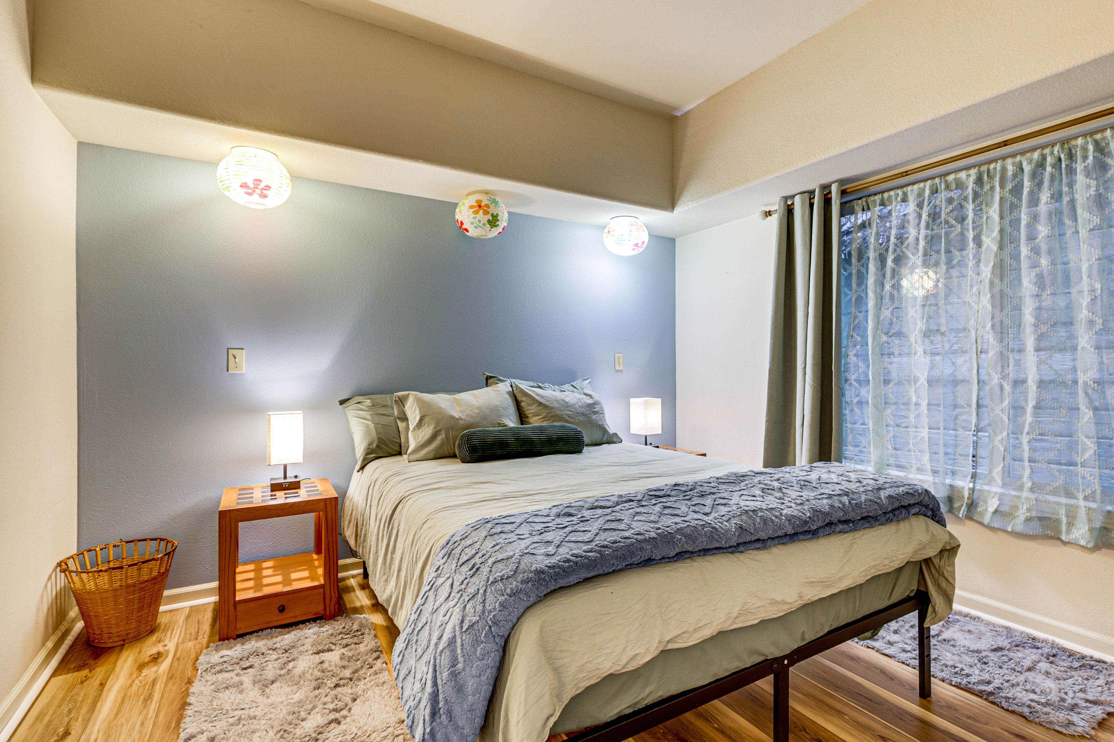 Bedroom 2 | 1st Floor | Queen Bed