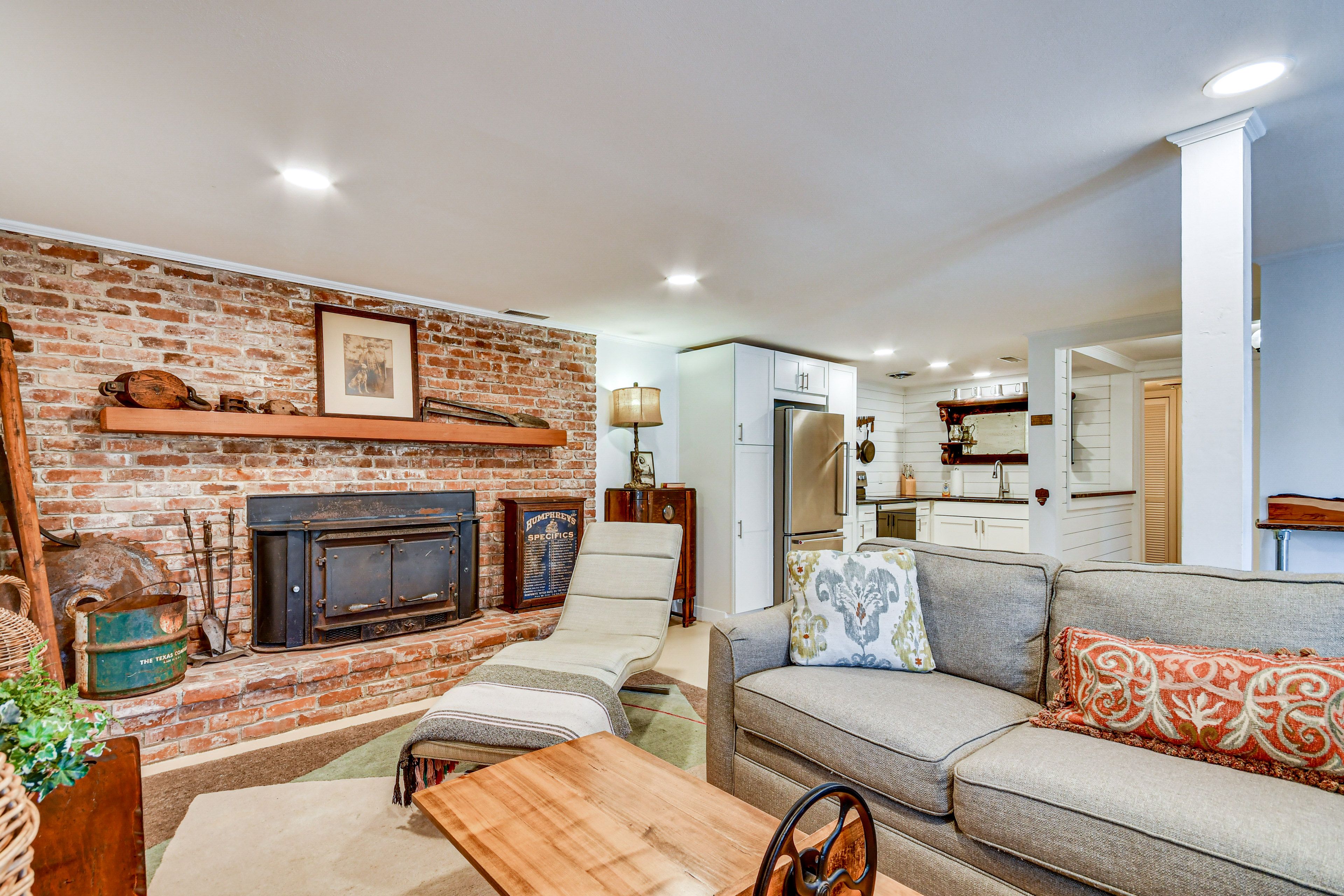 Lower Living Room | 2 Full Kitchens