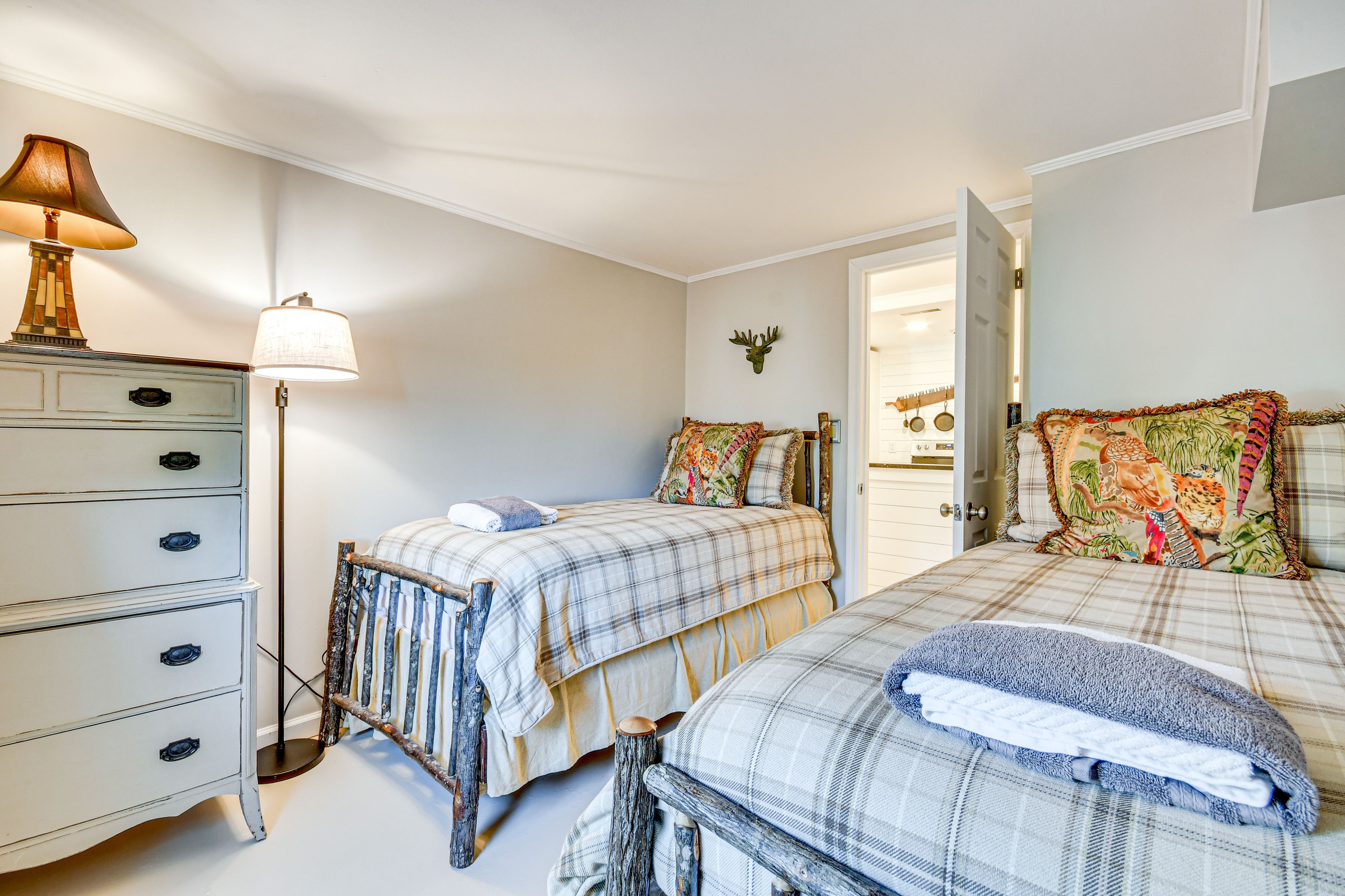 Bedroom 4 | 2 Twin Beds | Lower Level