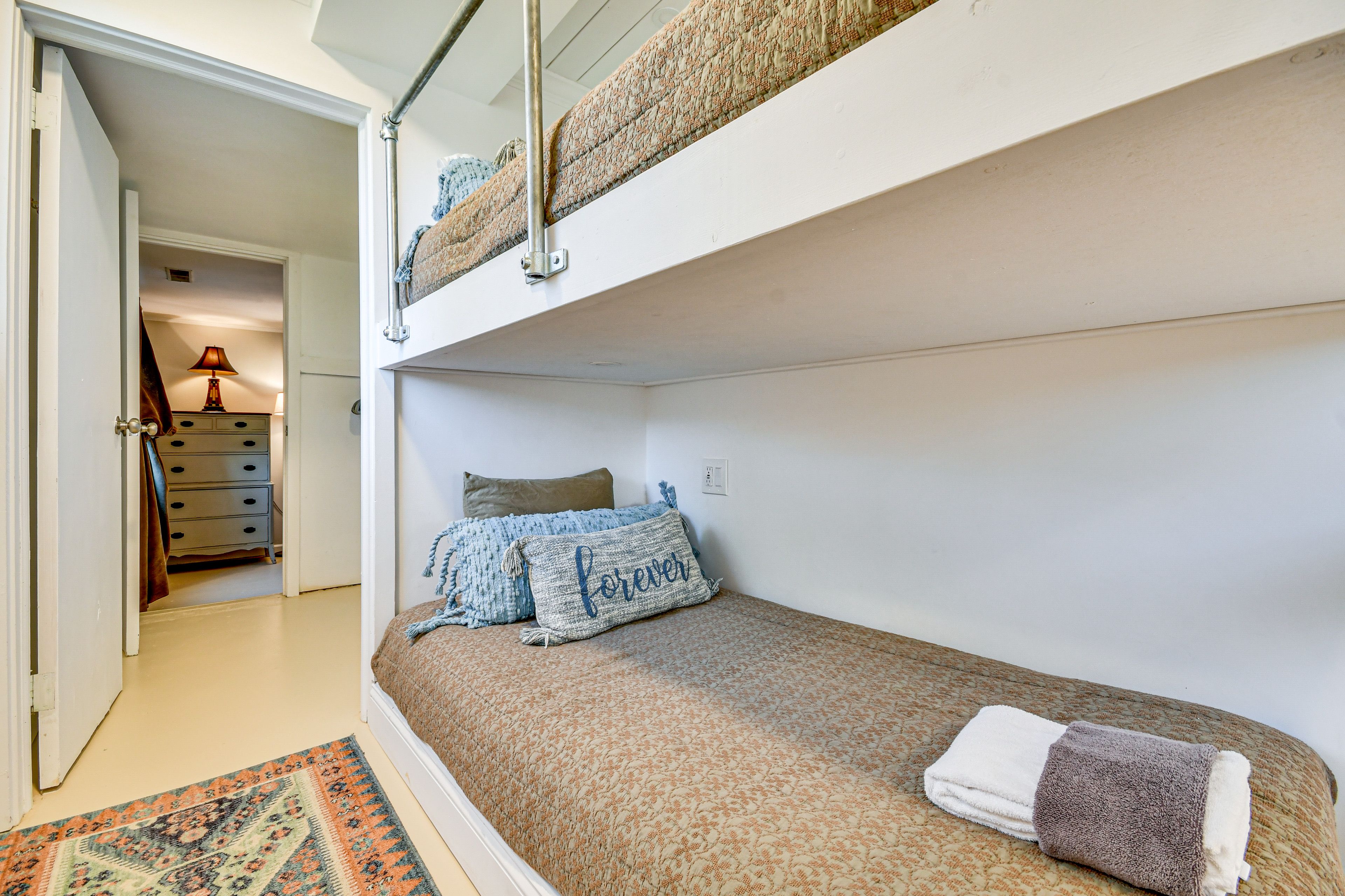 Bedroom 5 | Twin Bunk Bed | Lower Level