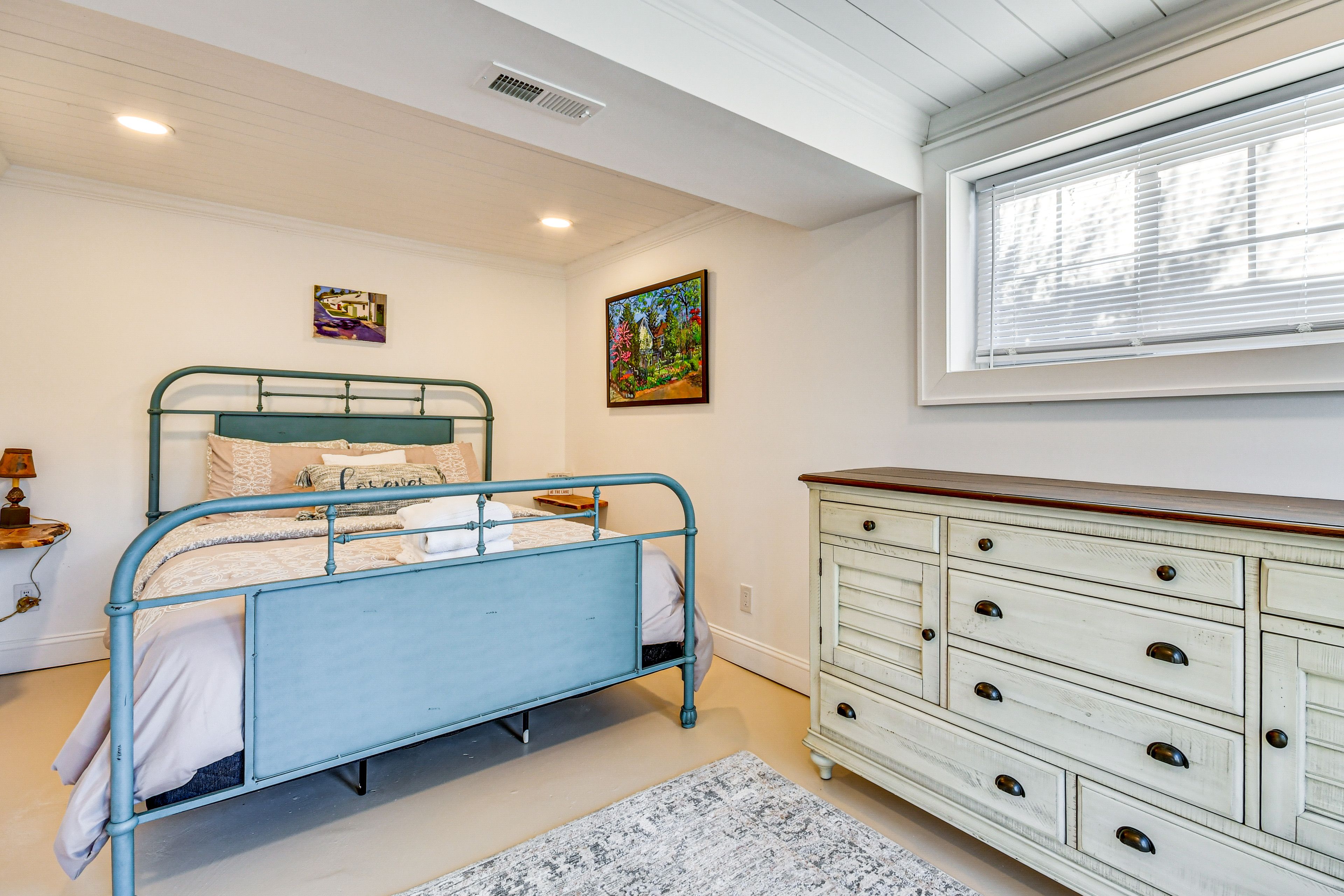 Bedroom 3 | Queen Bed | Lower Level