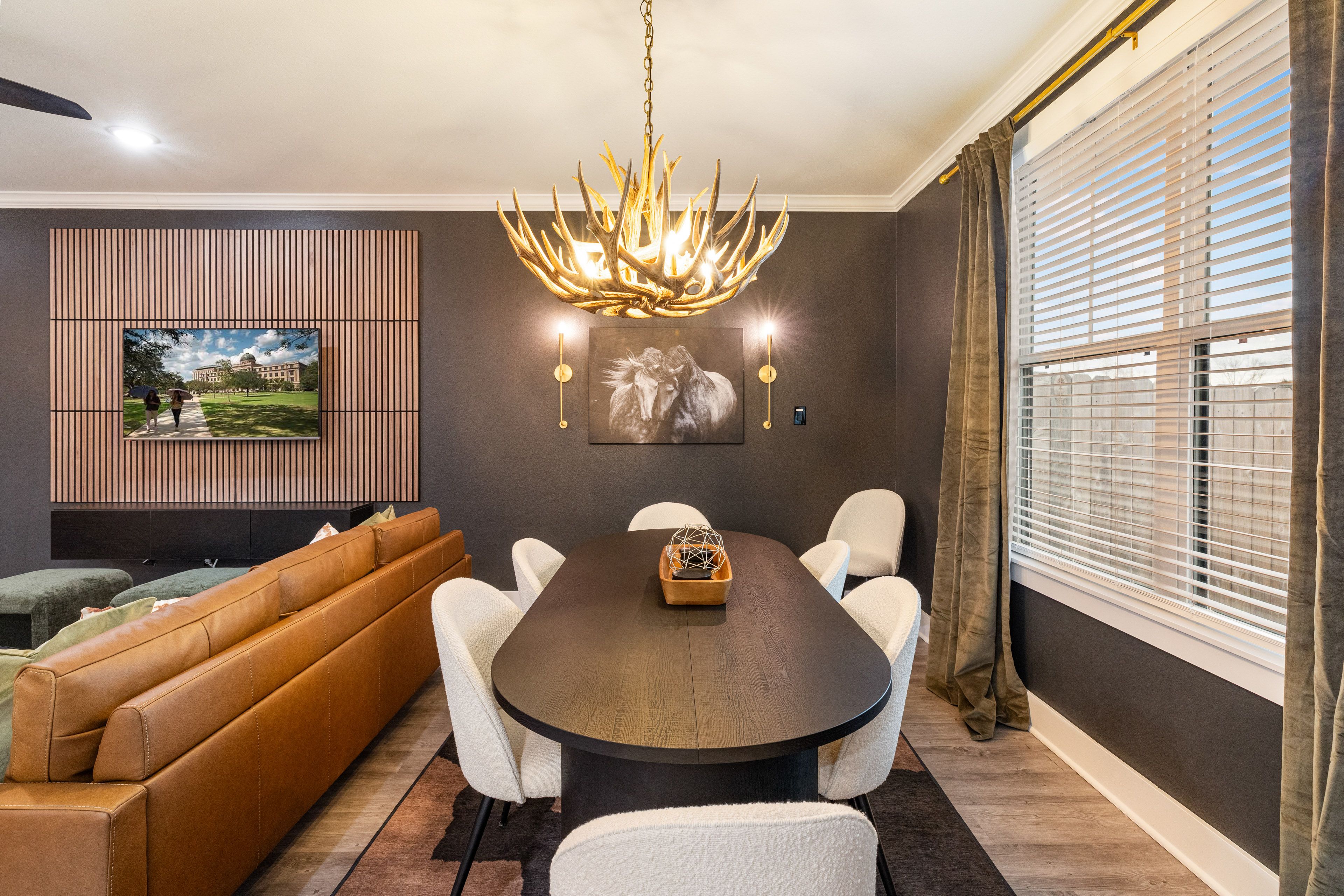 Dining Area | 1st Floor