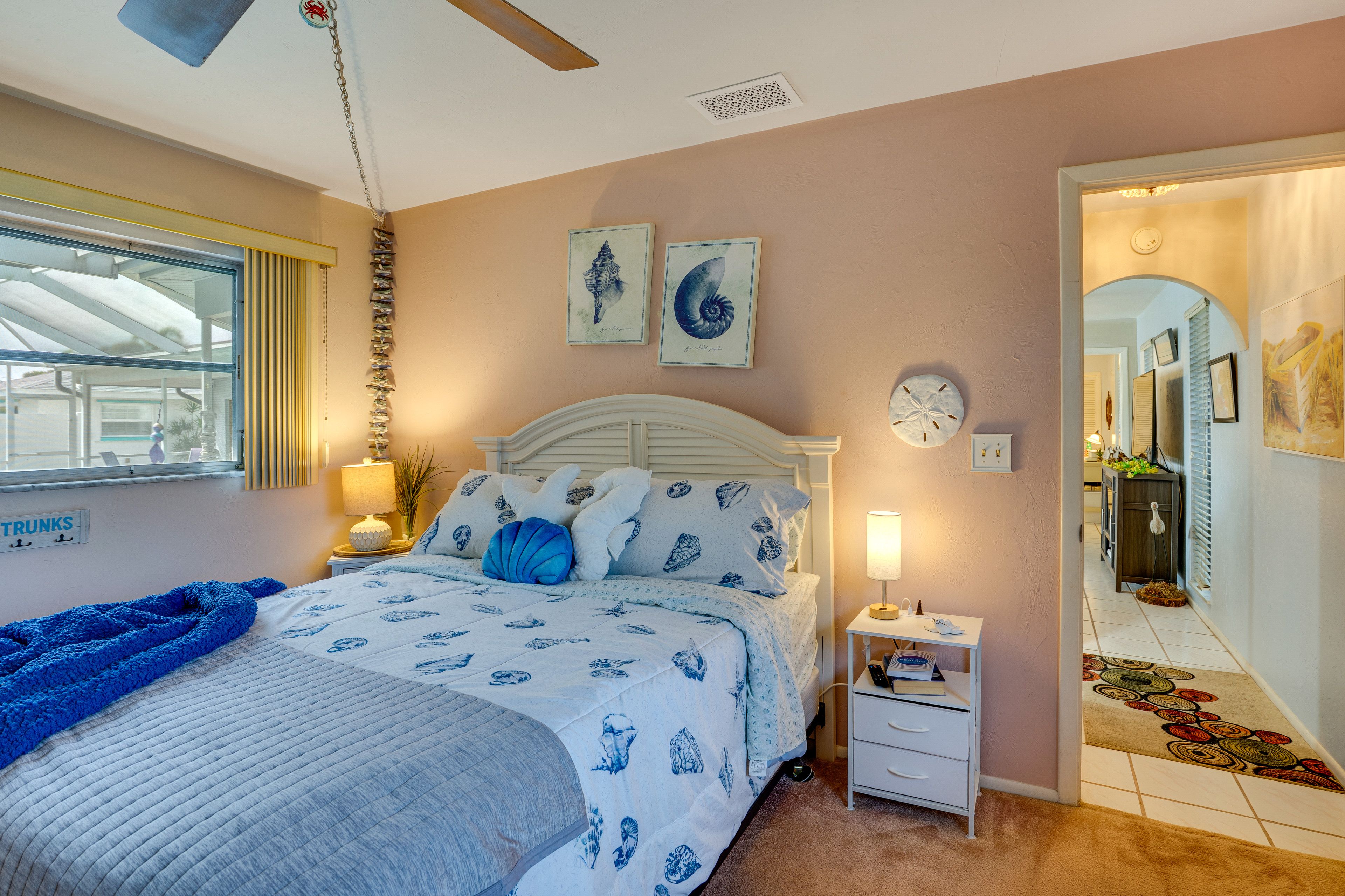 Bedroom 3 | Queen Bed