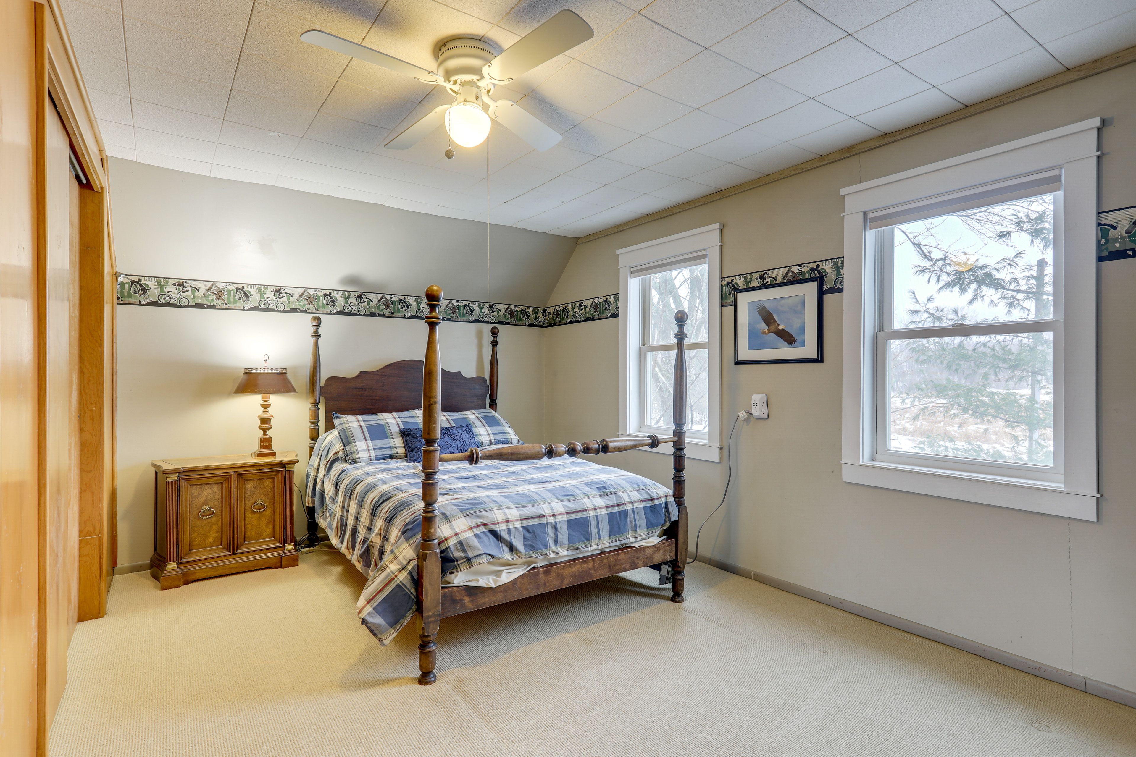 Bedroom 3 | 2nd Floor | Queen Bed