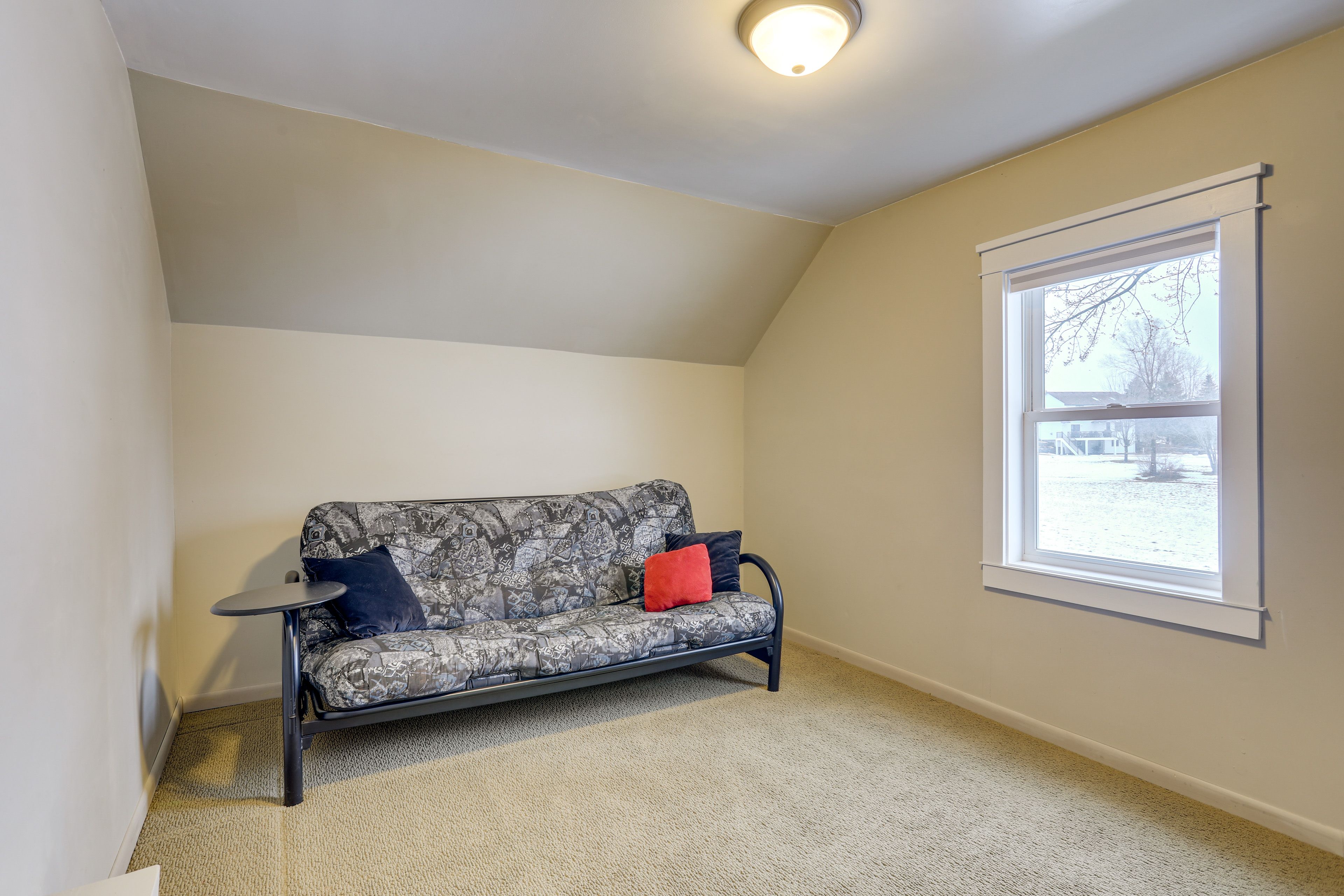 Sitting Area | 2nd Floor