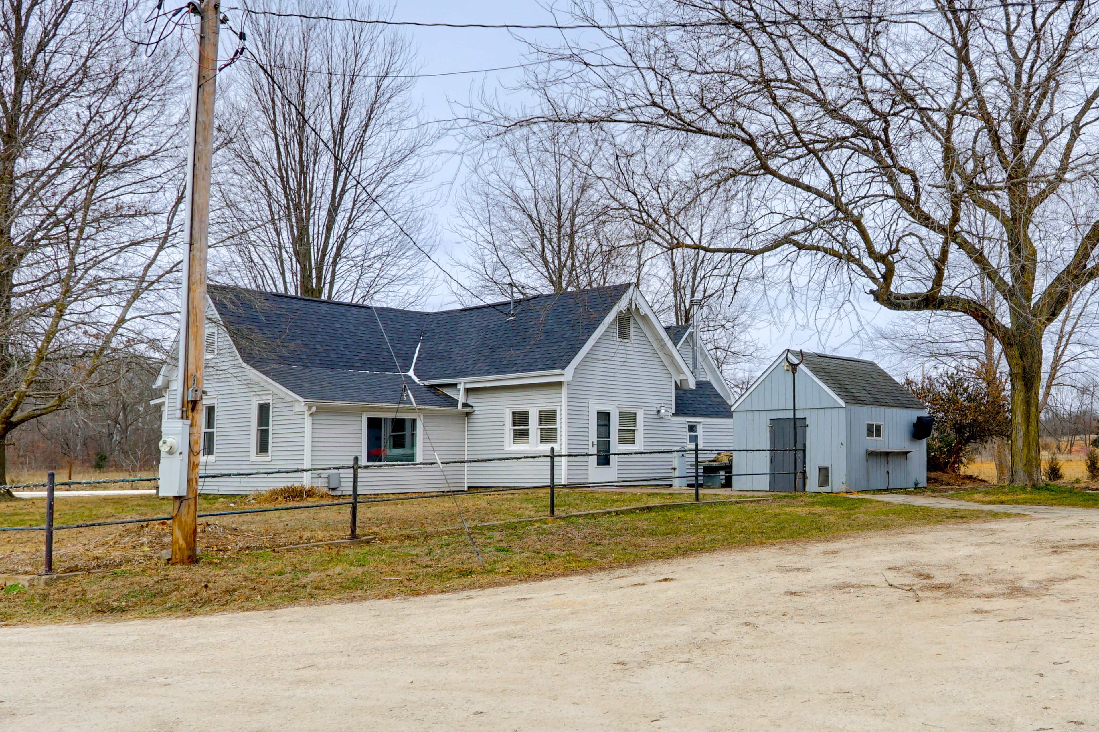Parking | Driveway (4 Vehicles)