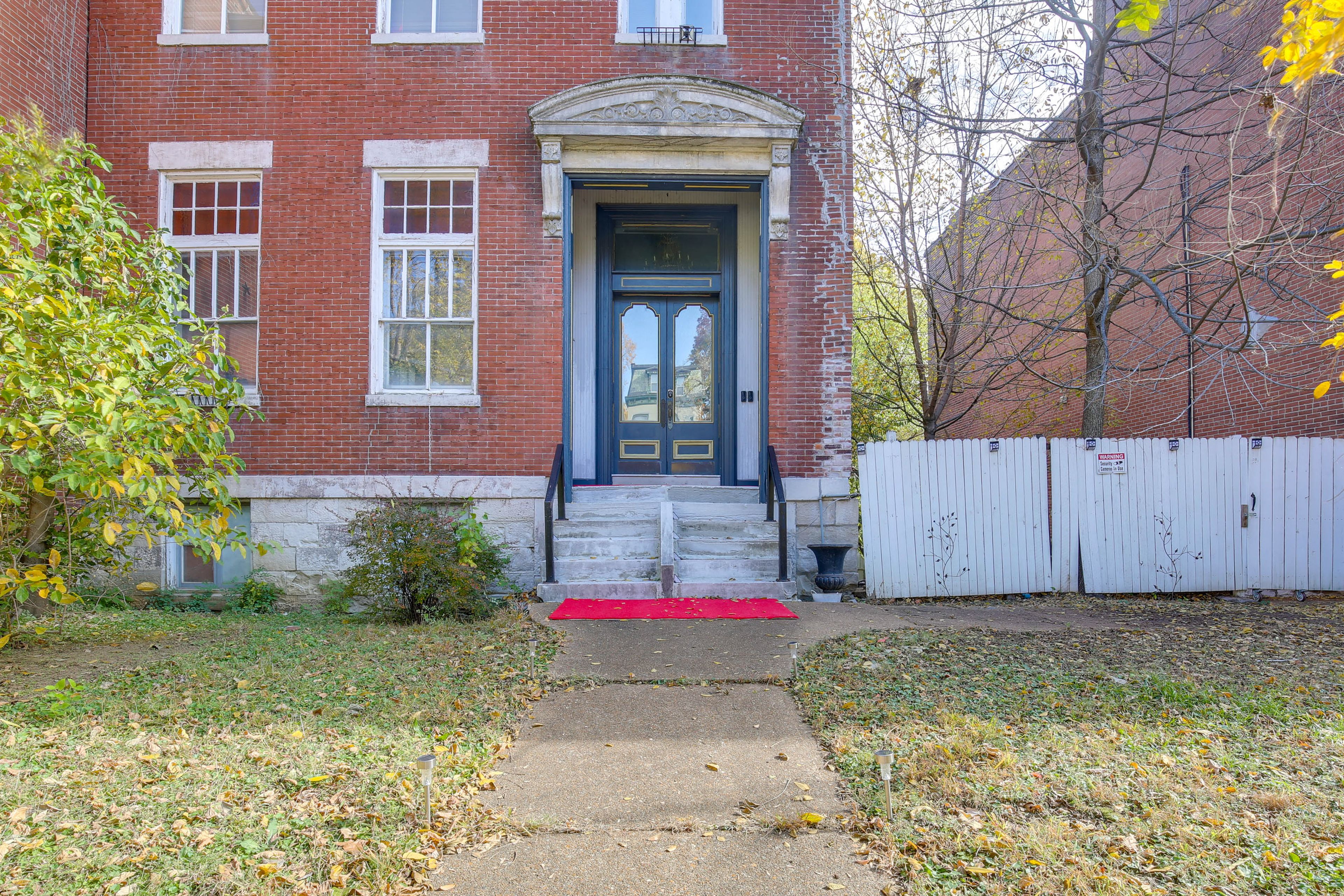 Parking | Covered Lot in Back (3 Vehicles)