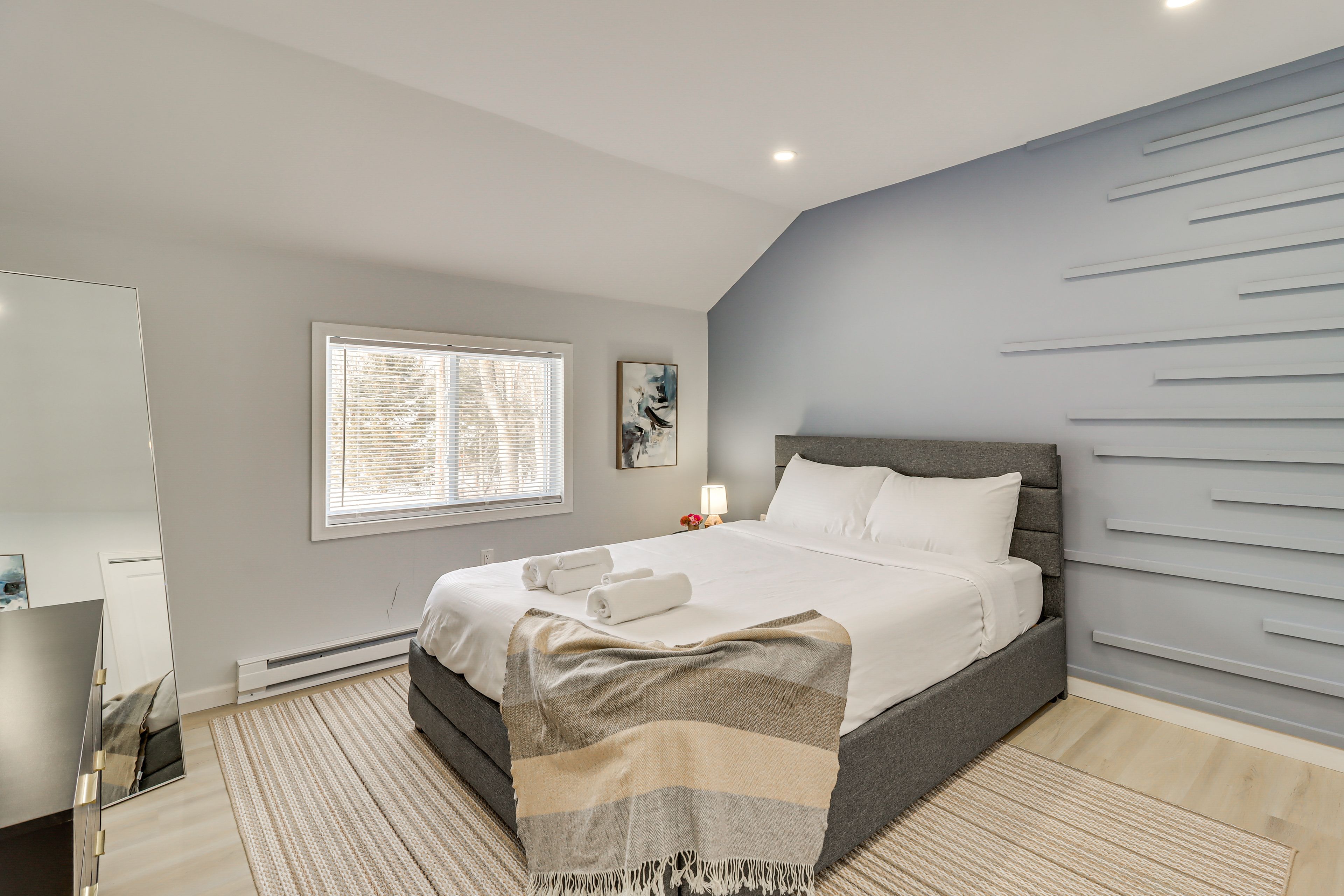 Bedroom 2 | Queen Bed w/ Twin Trundle