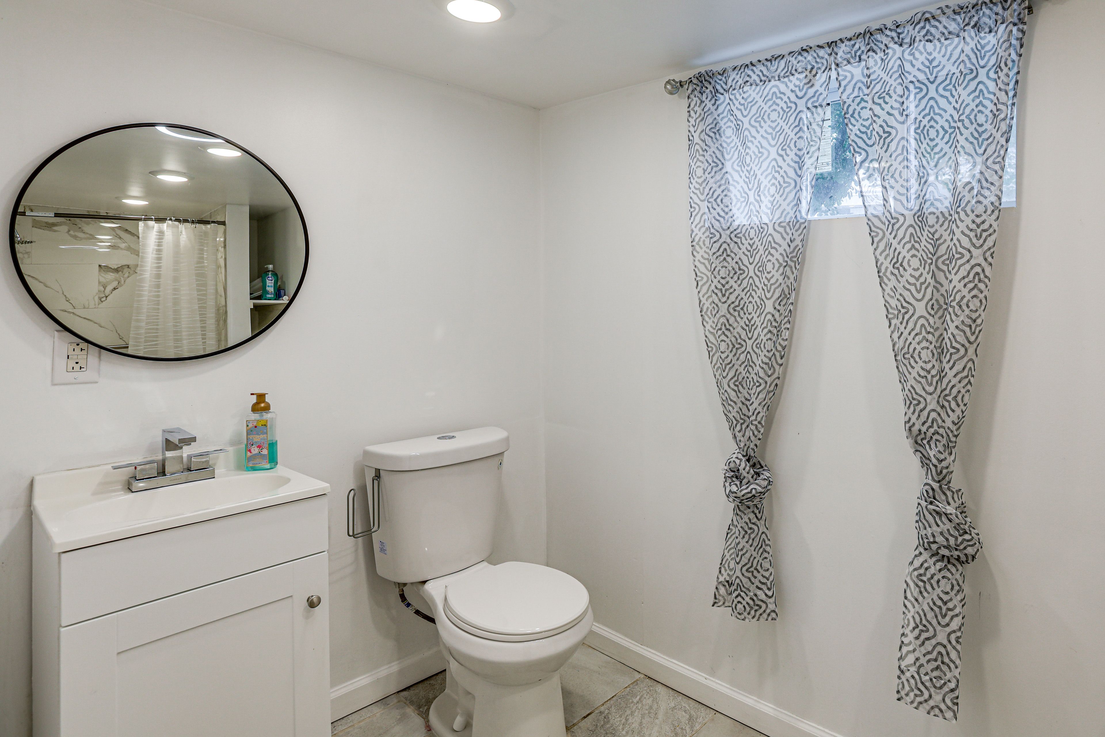 Bathroom | Lower Floor