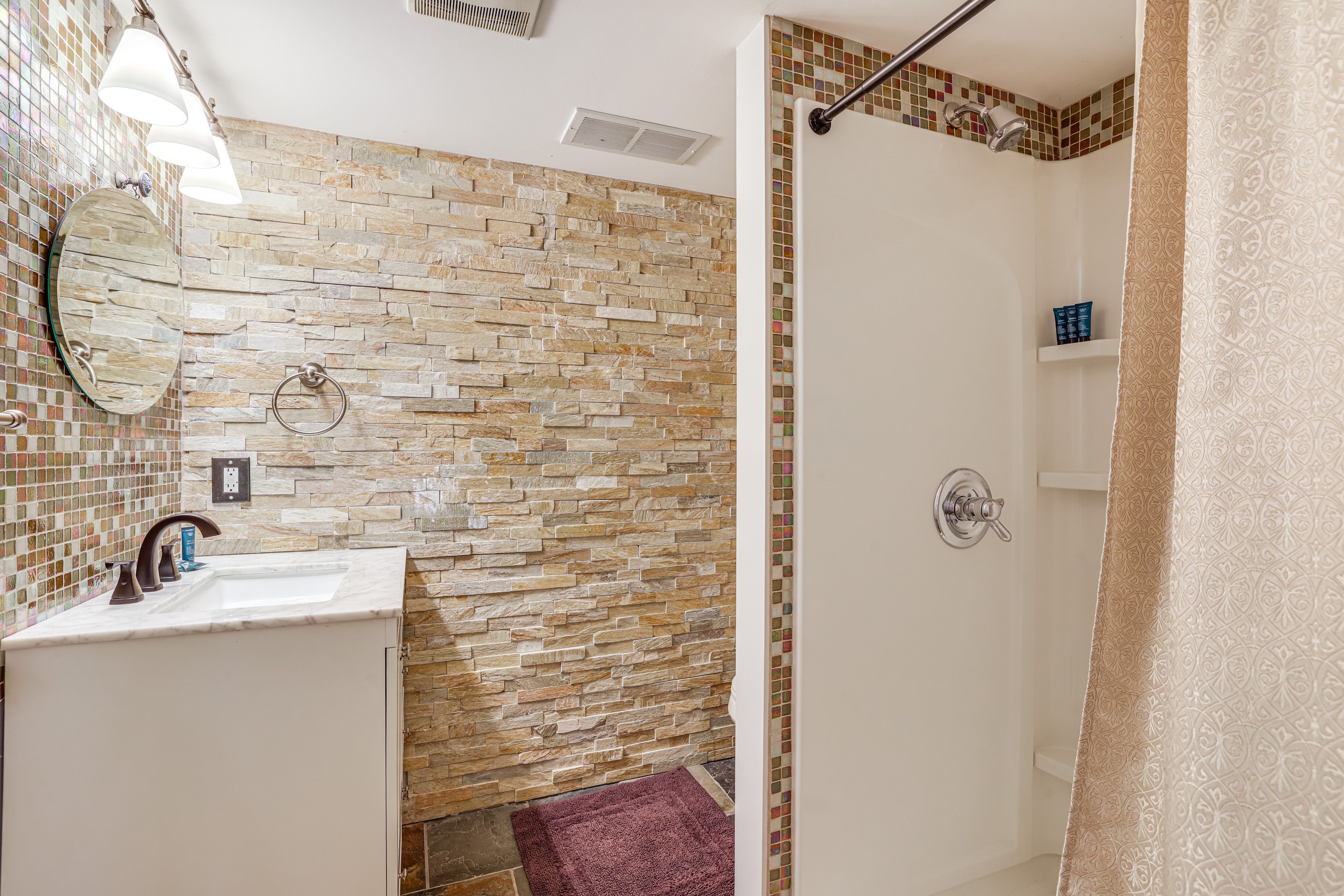 Full Bathroom | Basement