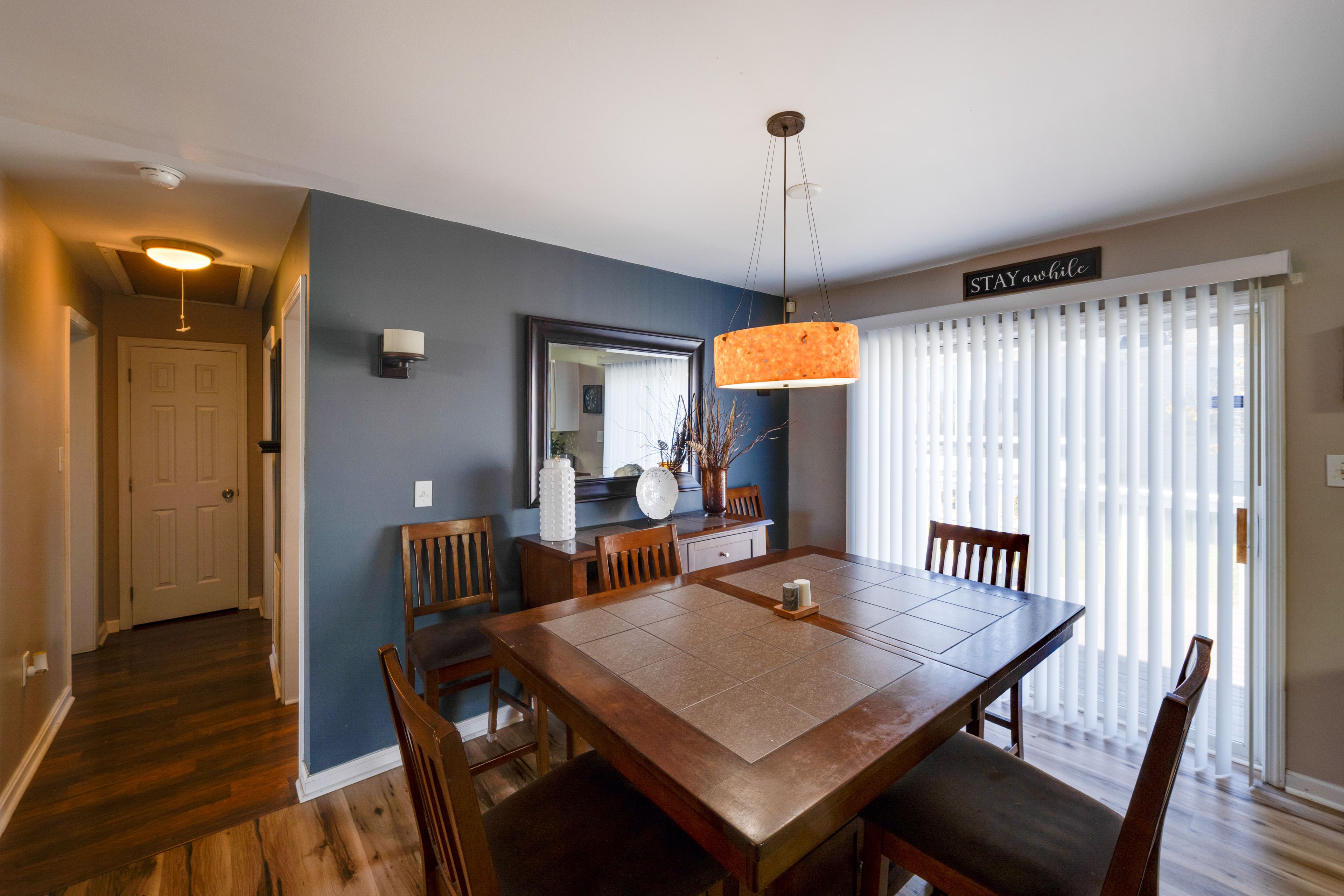 Dining Area | Dishware/Flatware