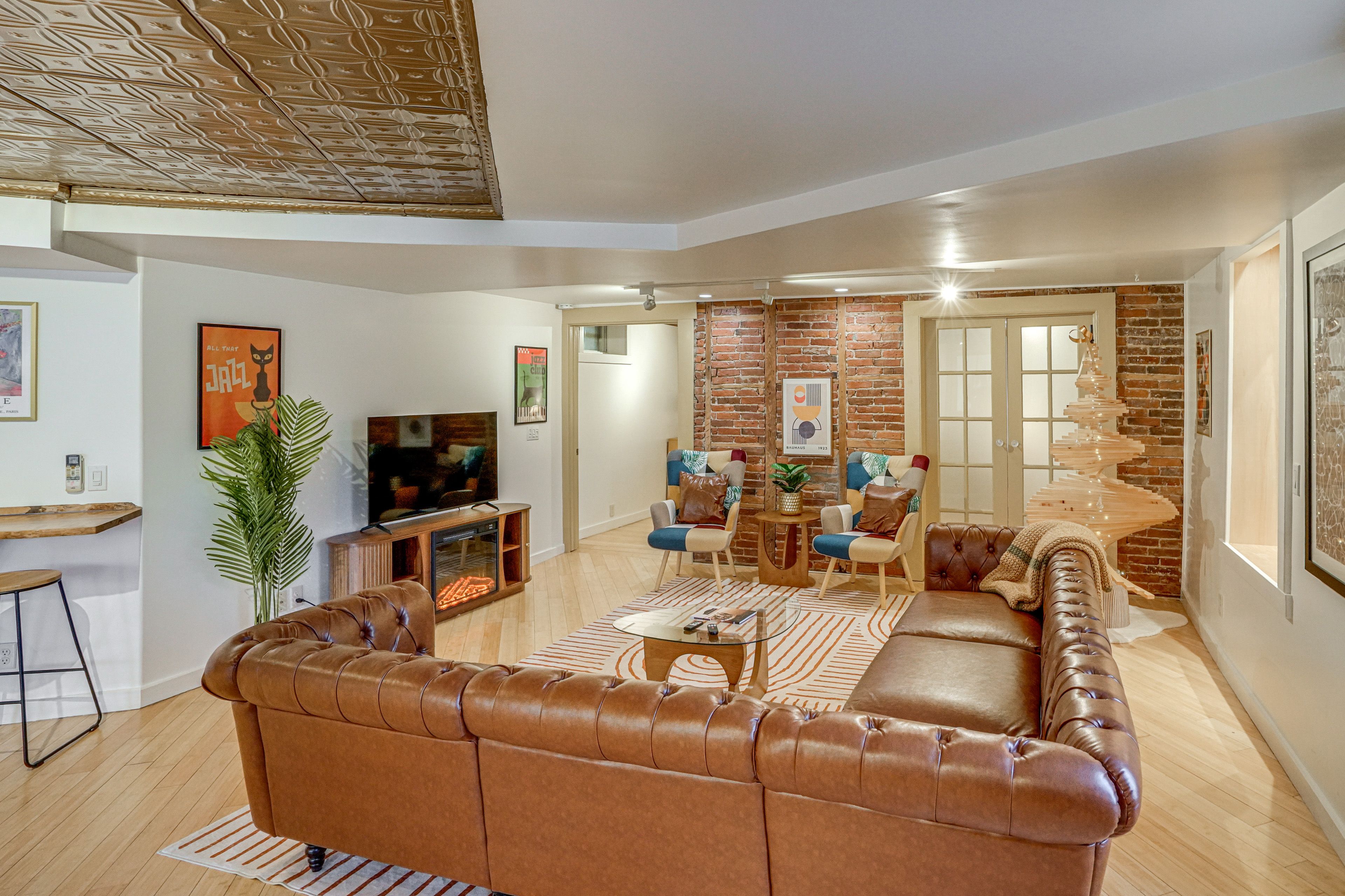 Living Room | Smart TV | Electric Fireplace