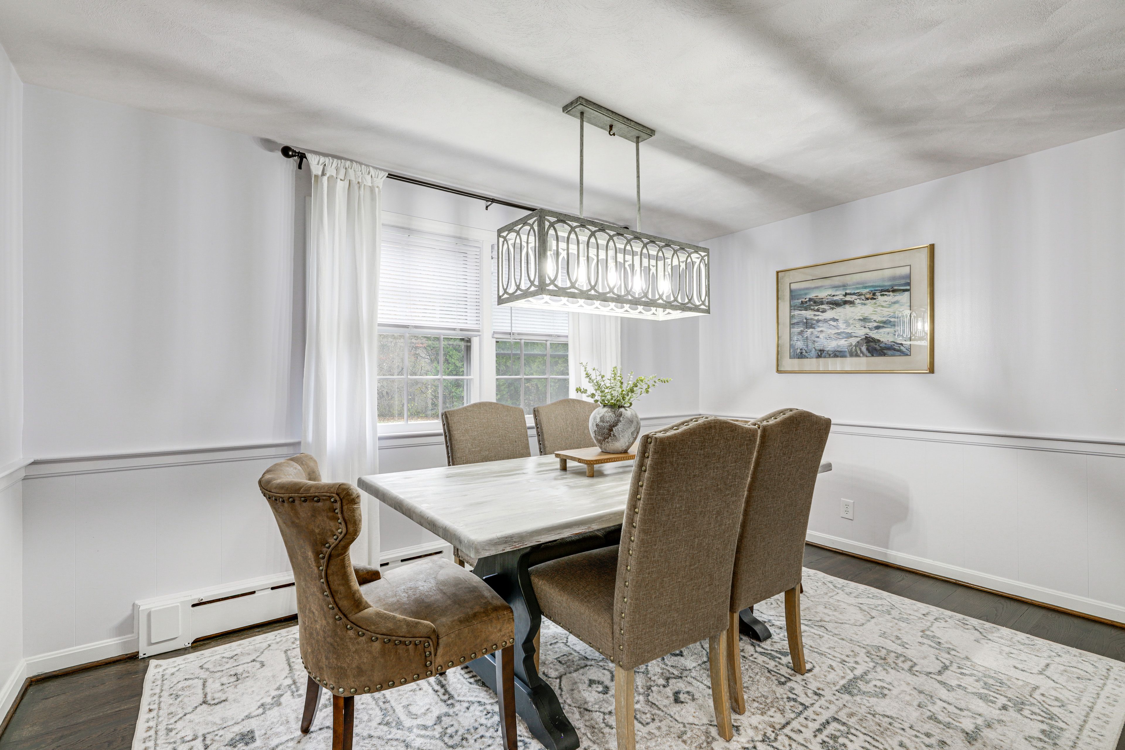 Dining Space | Dishware/Flatware | Main Level