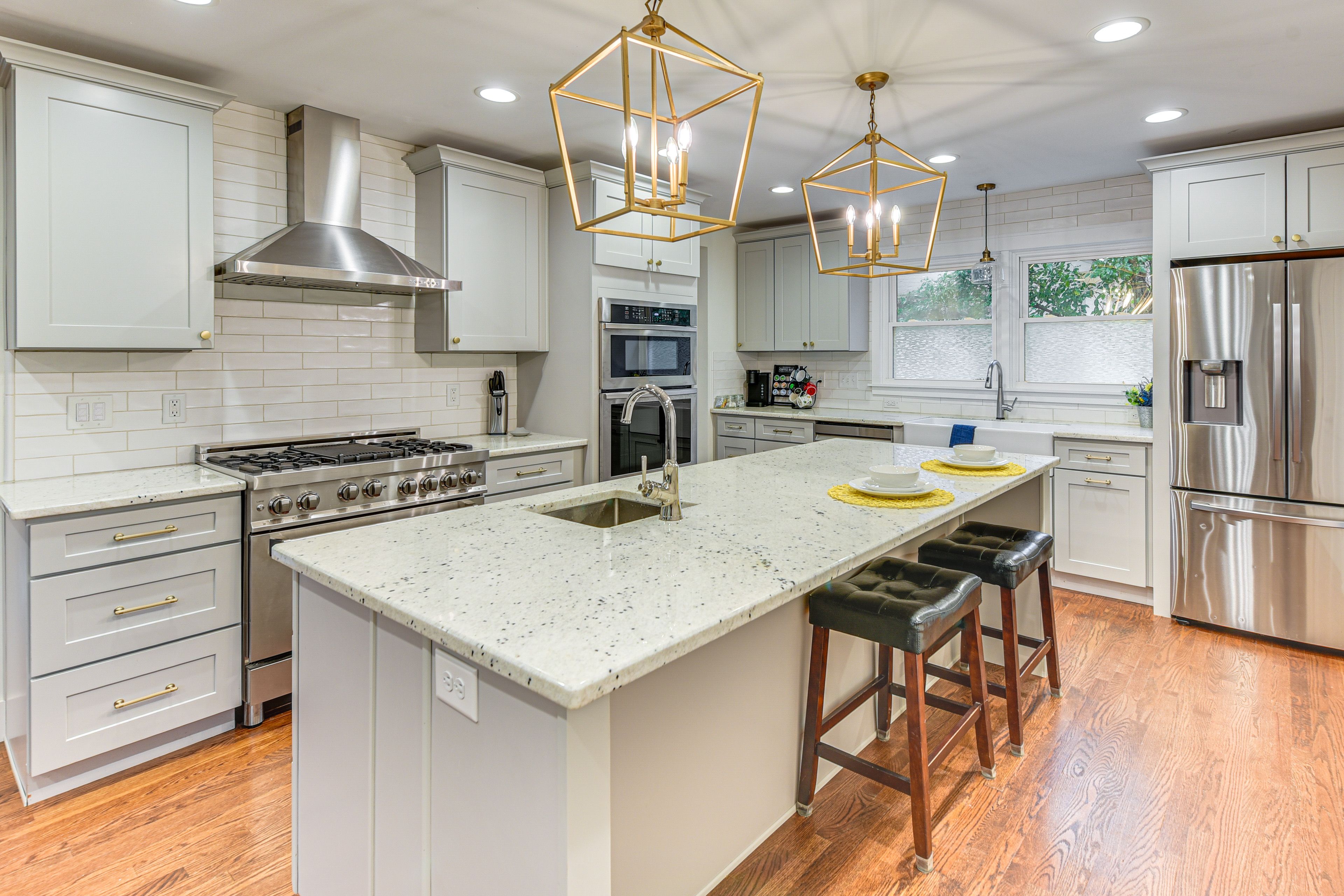 Kitchen | Dishwasher | Toaster | Crockpot