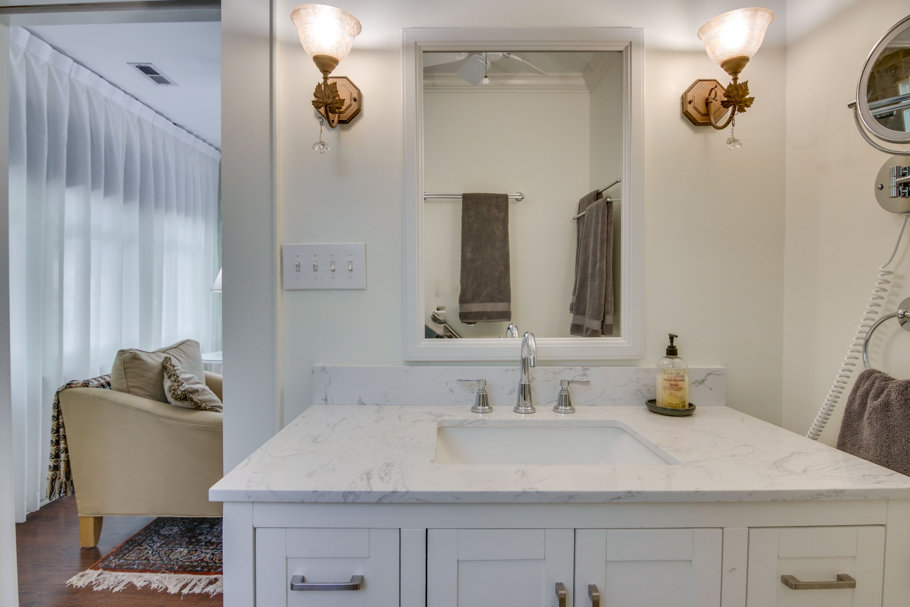 En-Suite Bathroom | 2nd Floor