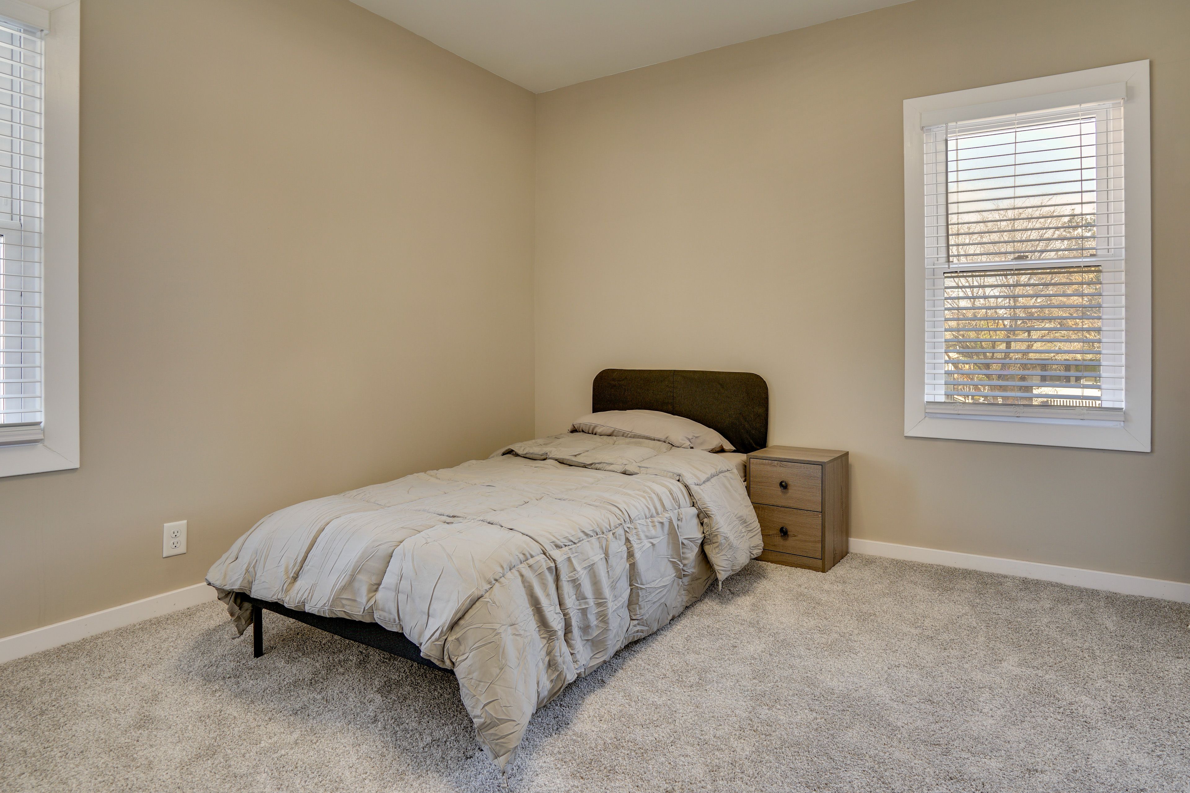 Bedroom 3 | 2nd Floor | Twin Bed