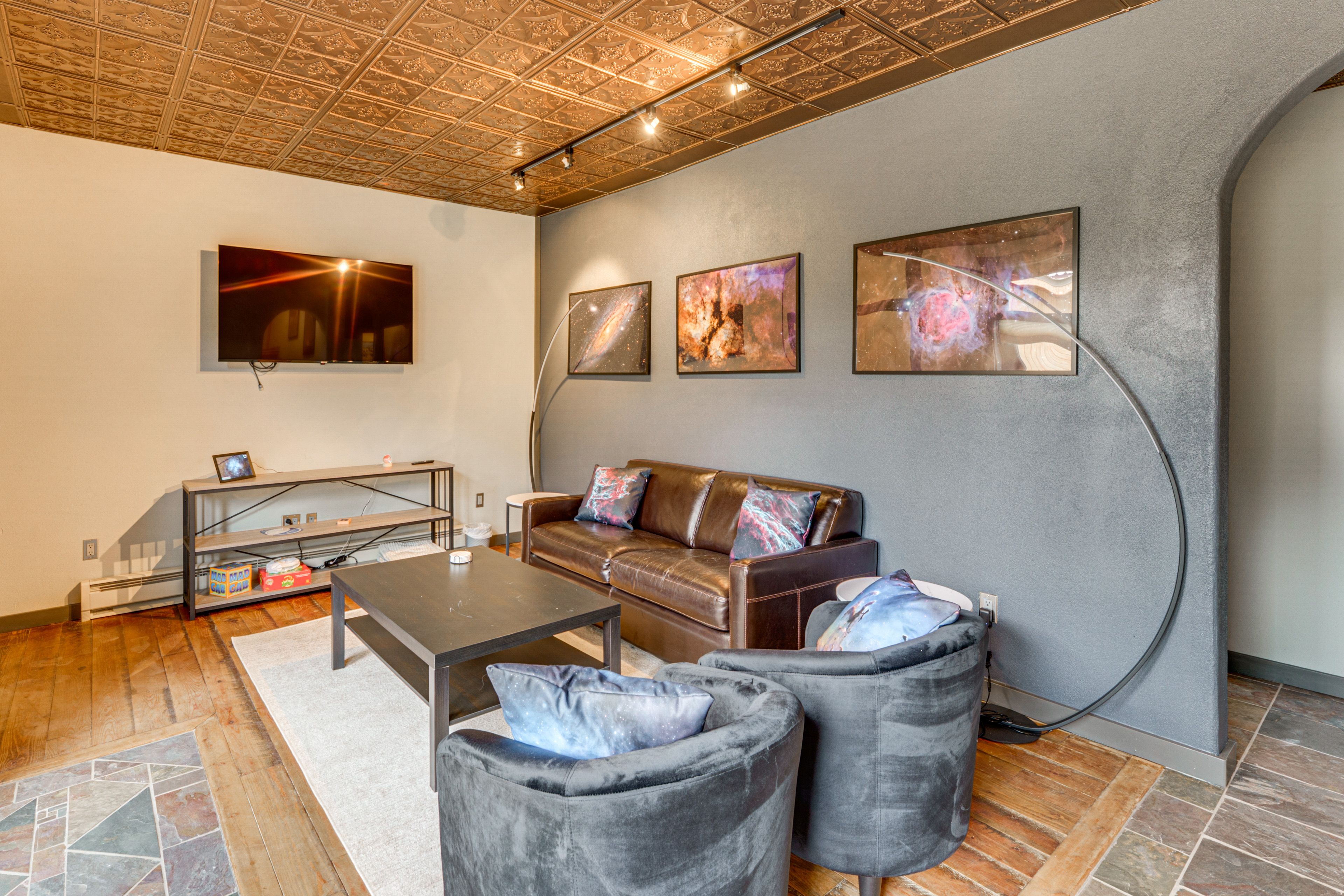 Den | Smart TV | Lower Level