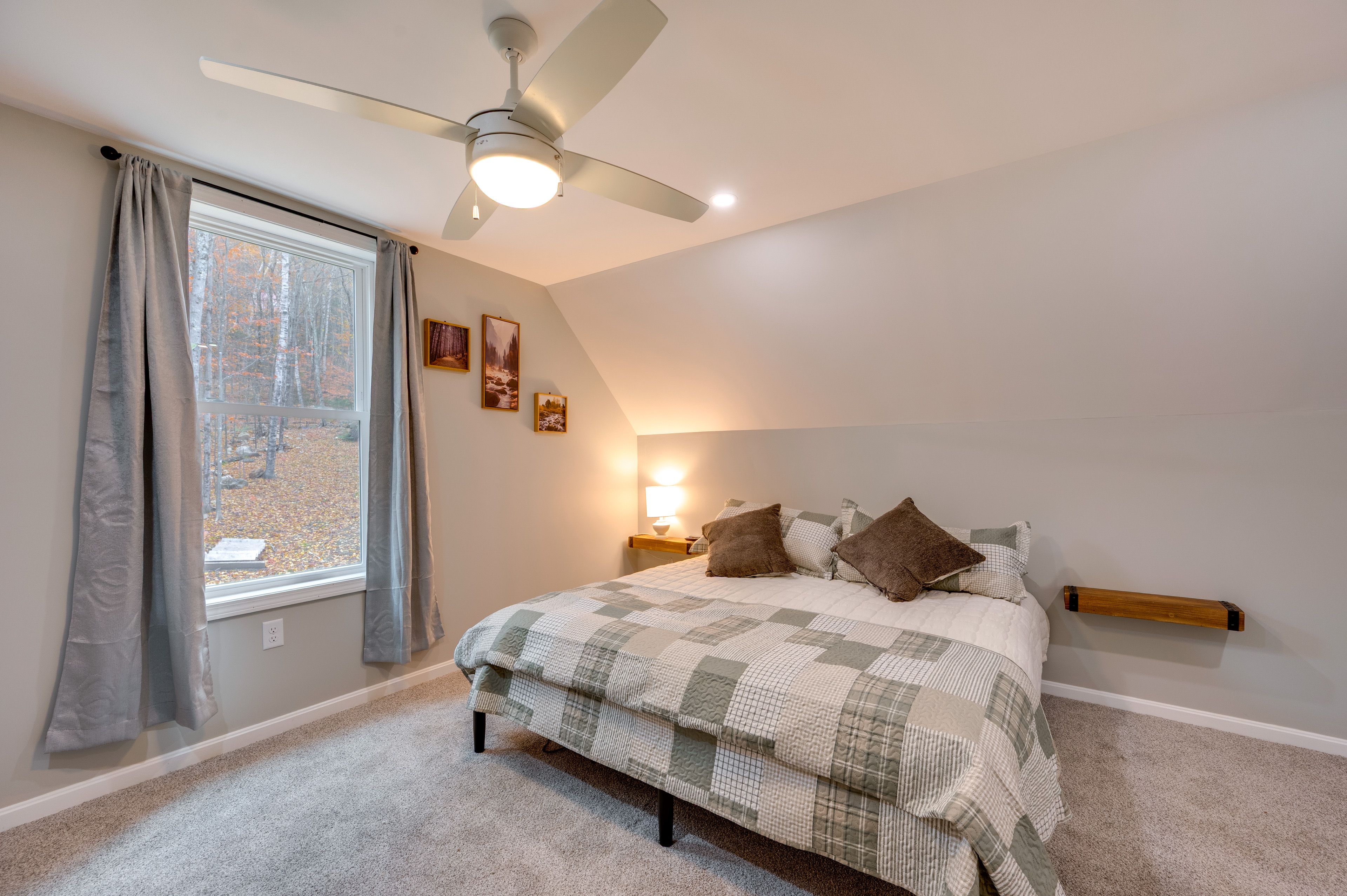 Bedroom 1 | King Bed | Linens | 2nd Floor