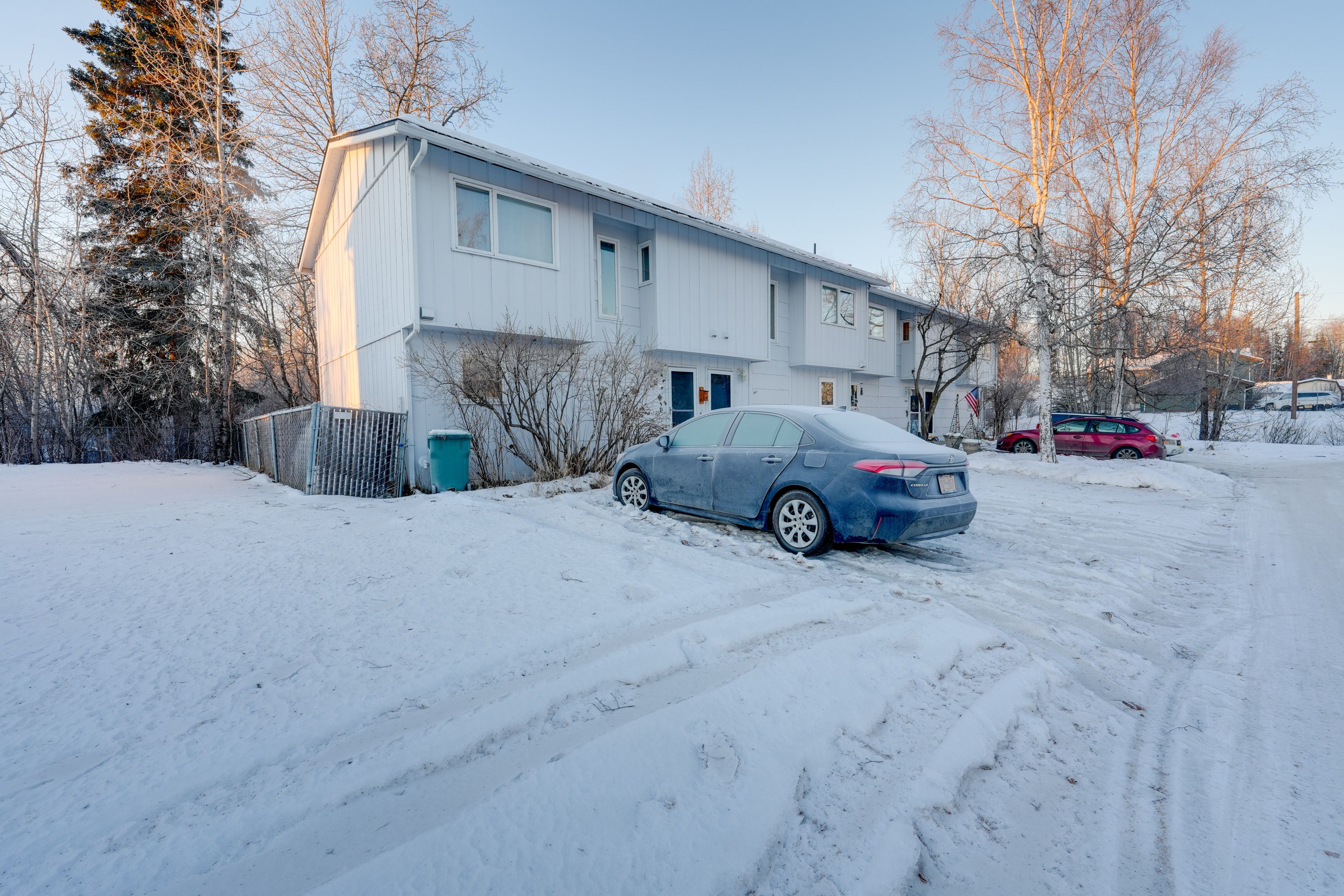 Parking | Driveway (2 Vehicles)
