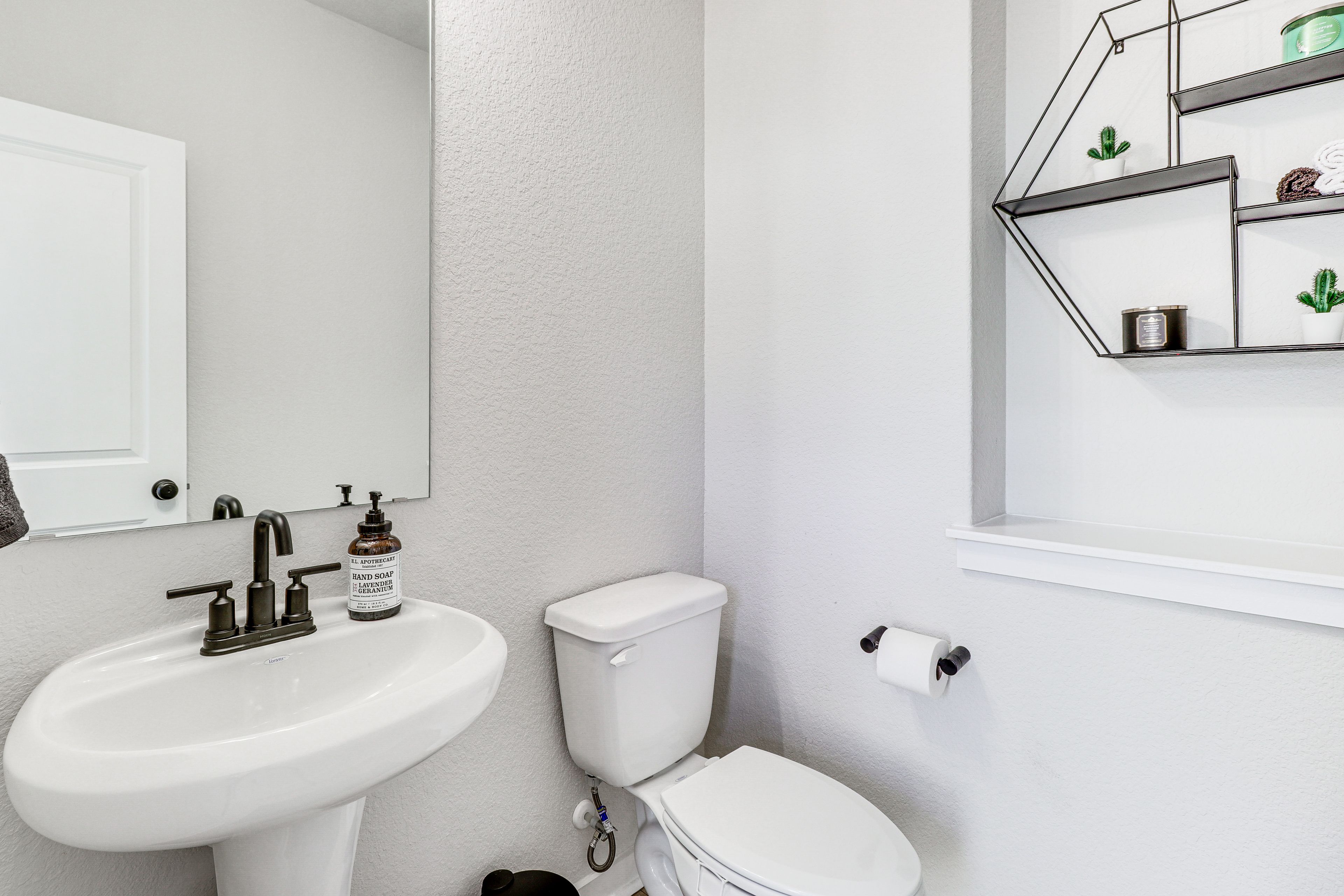 Half Bathroom | 1st Floor